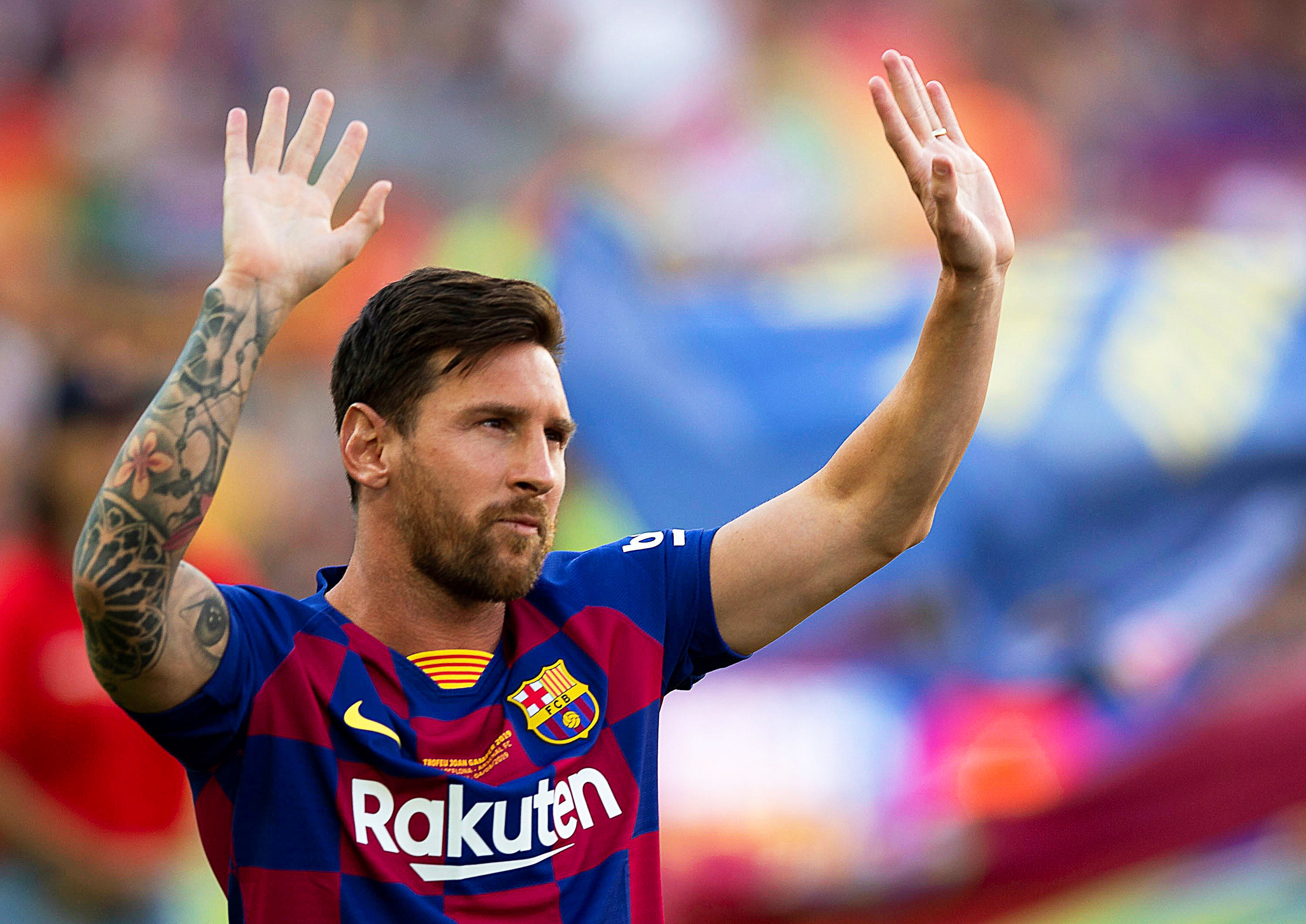 Hálás vagyok mindenkinek” – Videó a könnyeivel küzdő Messiről: zokogva  jelentette be a Barcelonától való távozását - Sportal.hu