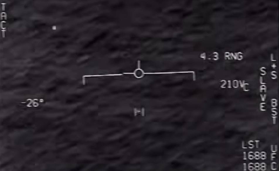 Mégsem földönkívüli repült a tenger felett 2015-ben: a Pentagon pontot tett három UFO-rejtélyre