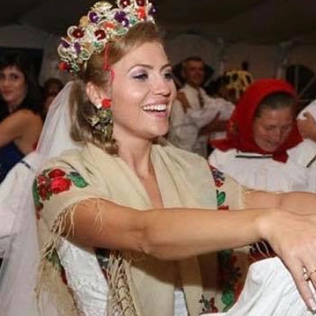Mirela Vaida și soțul ei aniversează astăzi 13 ani de căsnicie. Ce a transmis vedeta pe contul de socializare