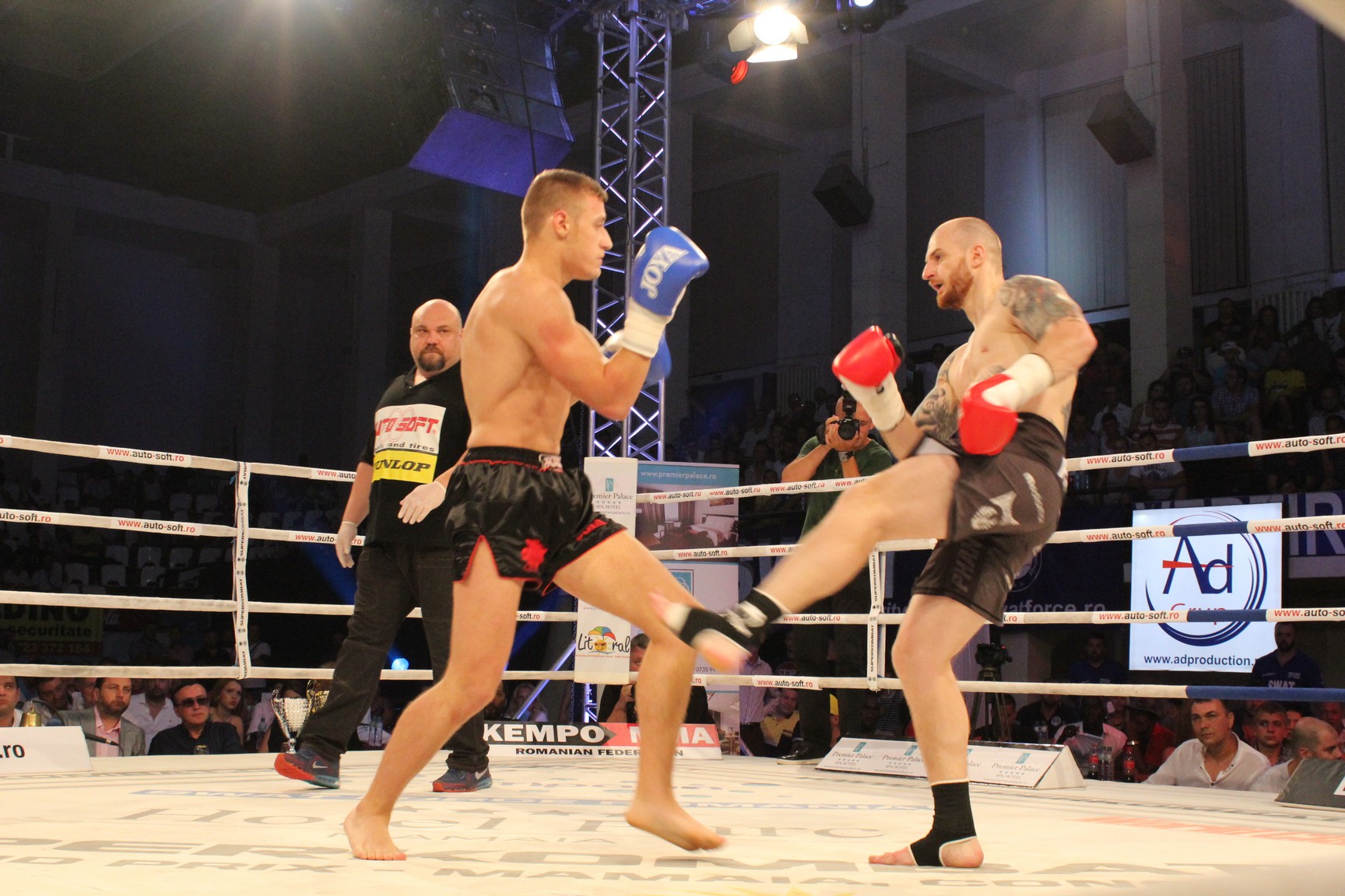GALERIE FOTO / SUPERKOMBAT CONSTANȚA: Moroșanu a dat de pământ cu colosul din Kavala!