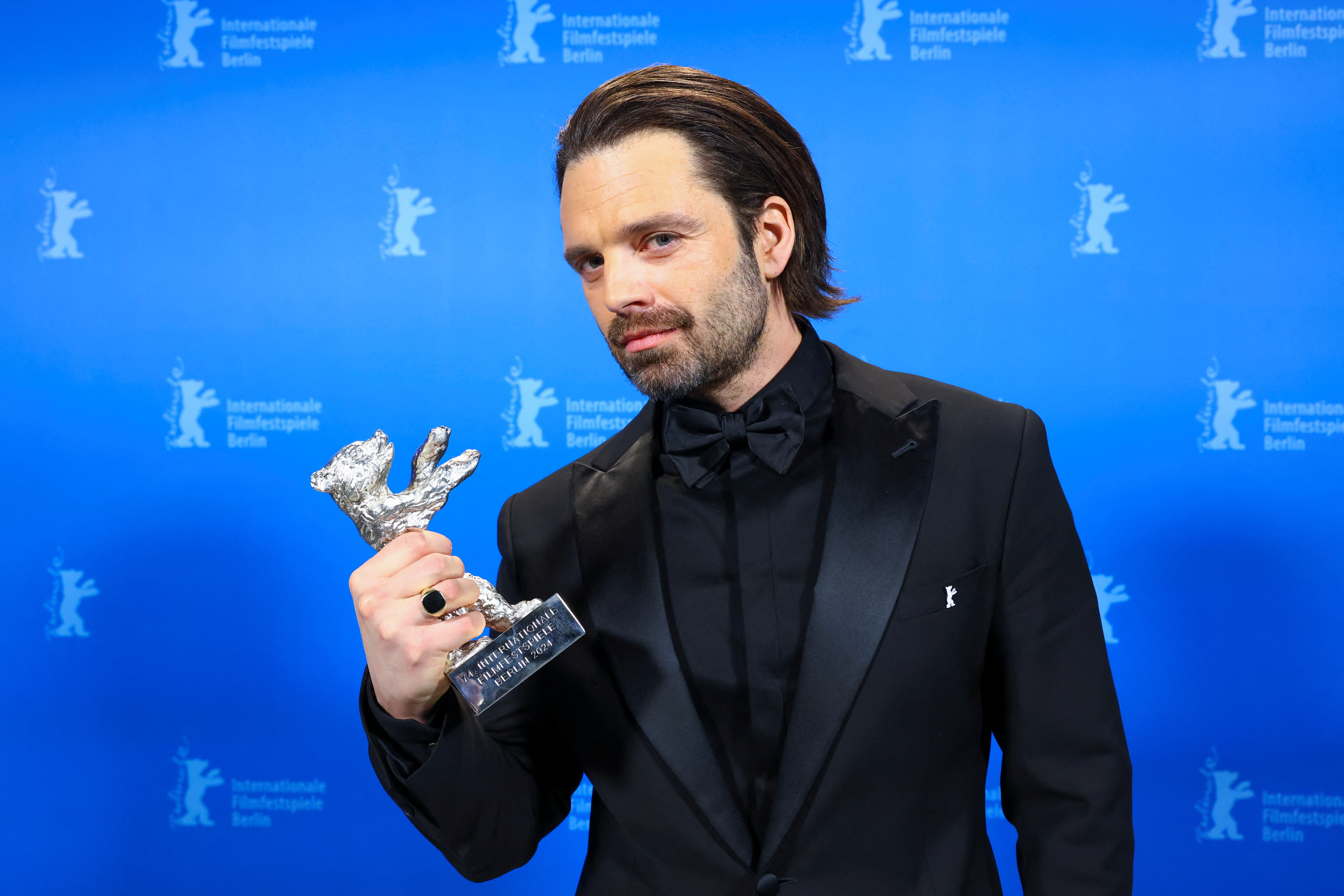 Sebastian Stan, în competiția pentru marele premiu al Festivalului de la Cannes. Actorul român îl interpretează pe Donald Trump