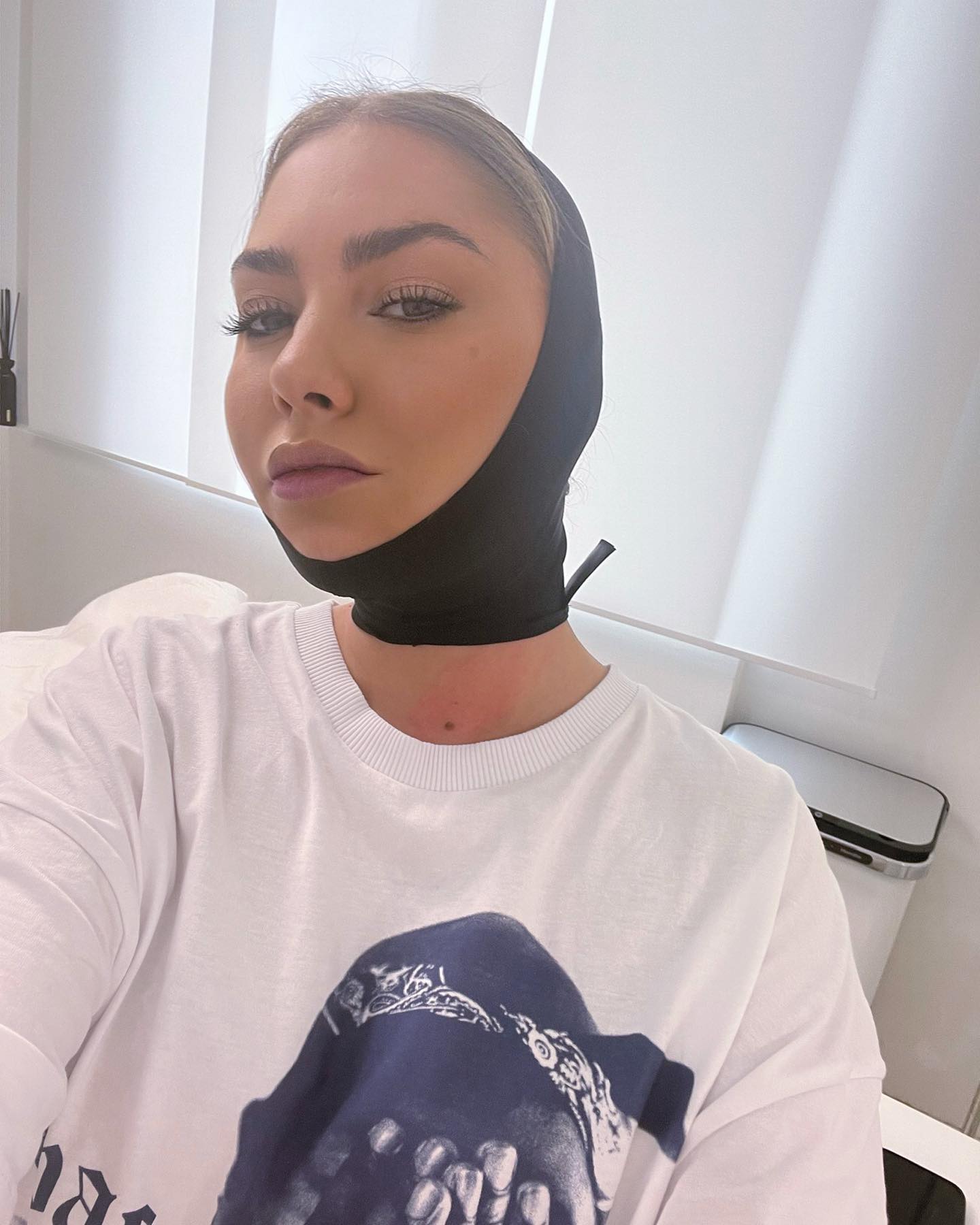 Jo și-a făcut o intervenție estetică la față: „Nu sunt pro operațiilor estetice în general, în special celor făcute fără rost”. Cum s-a pozat