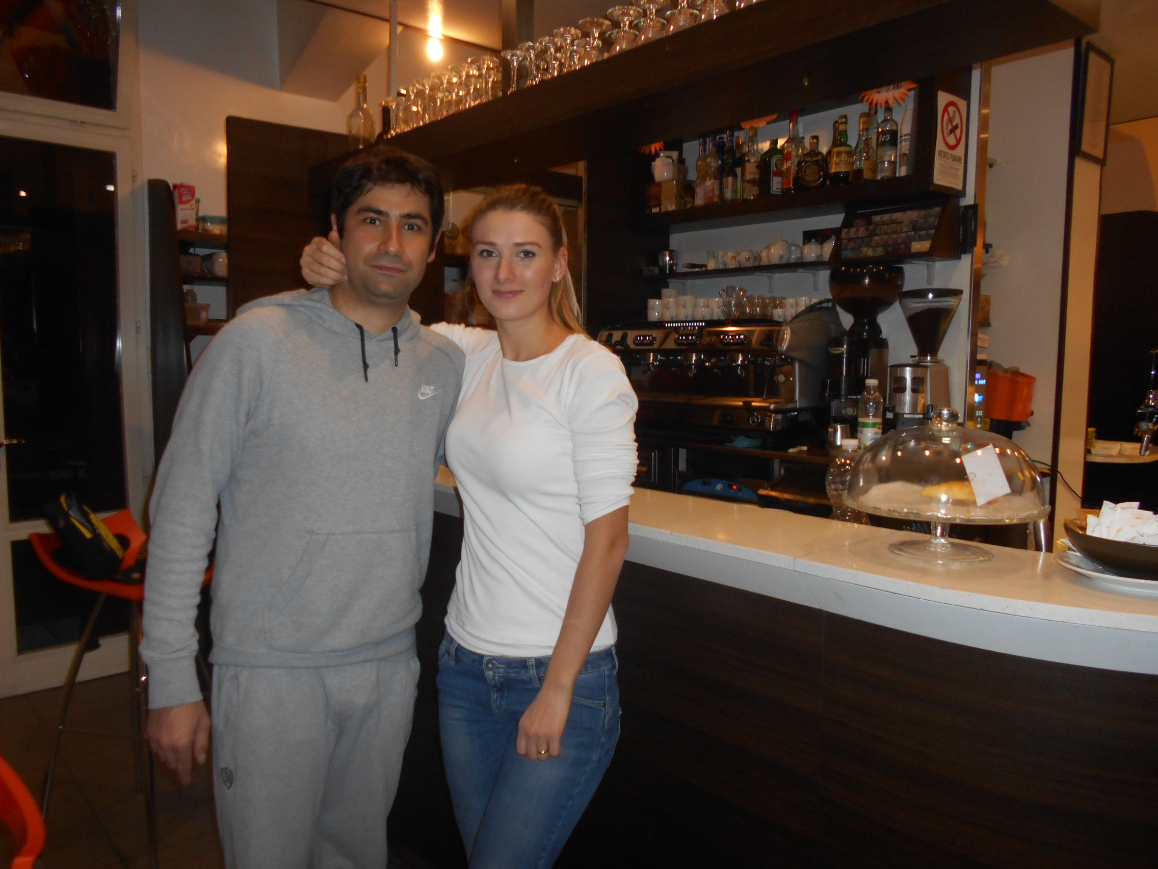 CRISTINA-I ȘMECHERIE! Fostă colegă cu Eliza Samara la CSȘ Constanța, a plecat la Bologna, unde și-a deschis o cafenea cu ștaif și unde antrenază copii la tenis de masă. A jucat ping-pong la propria nuntă / FOTO