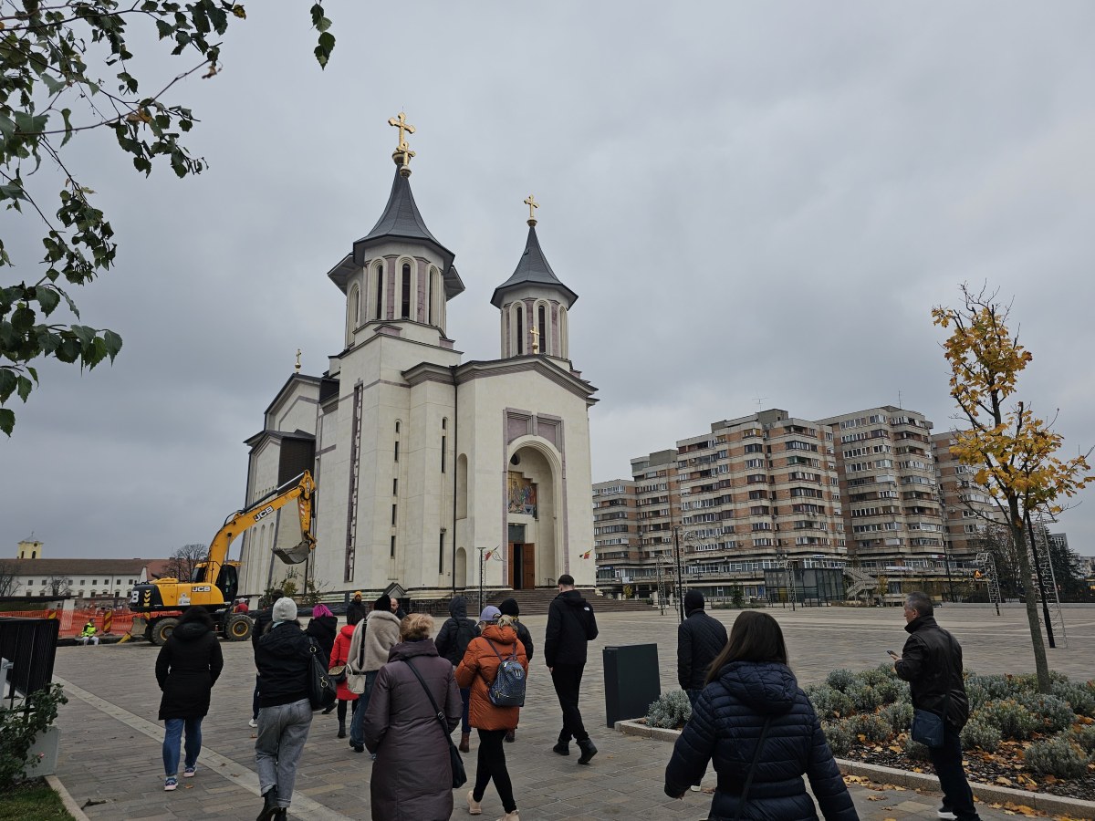 Descoperă Băile Felix și Oradea: două bijuterii ale turismului din vestul României, aproape una de alta. Se îmbină relaxarea termală cu eleganța urbană