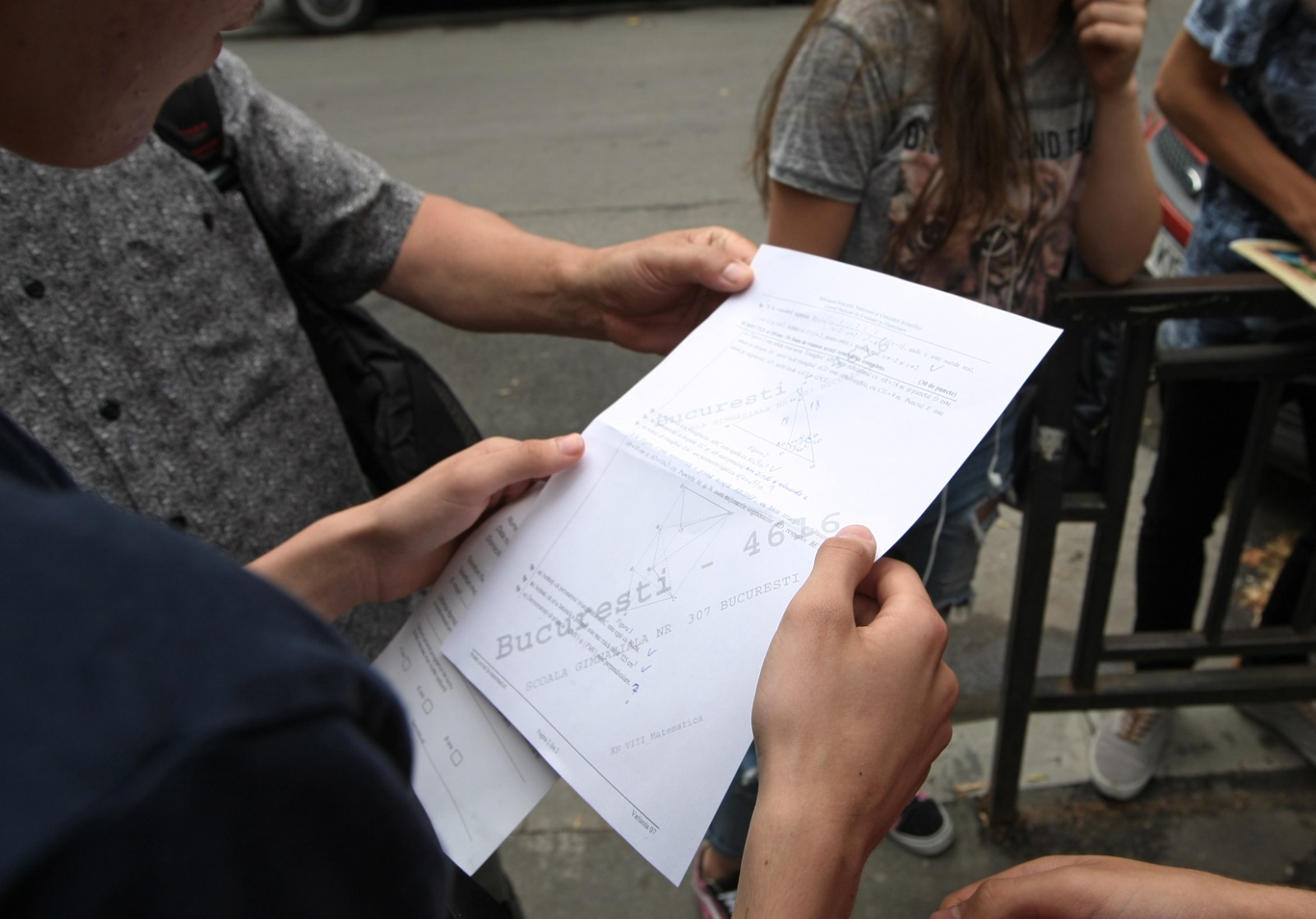 Cel mai mic număr de contestații la Evaluarea Națională din ultimii 7 ani, deși au fost cele mai dificile din ultimii 15 ani