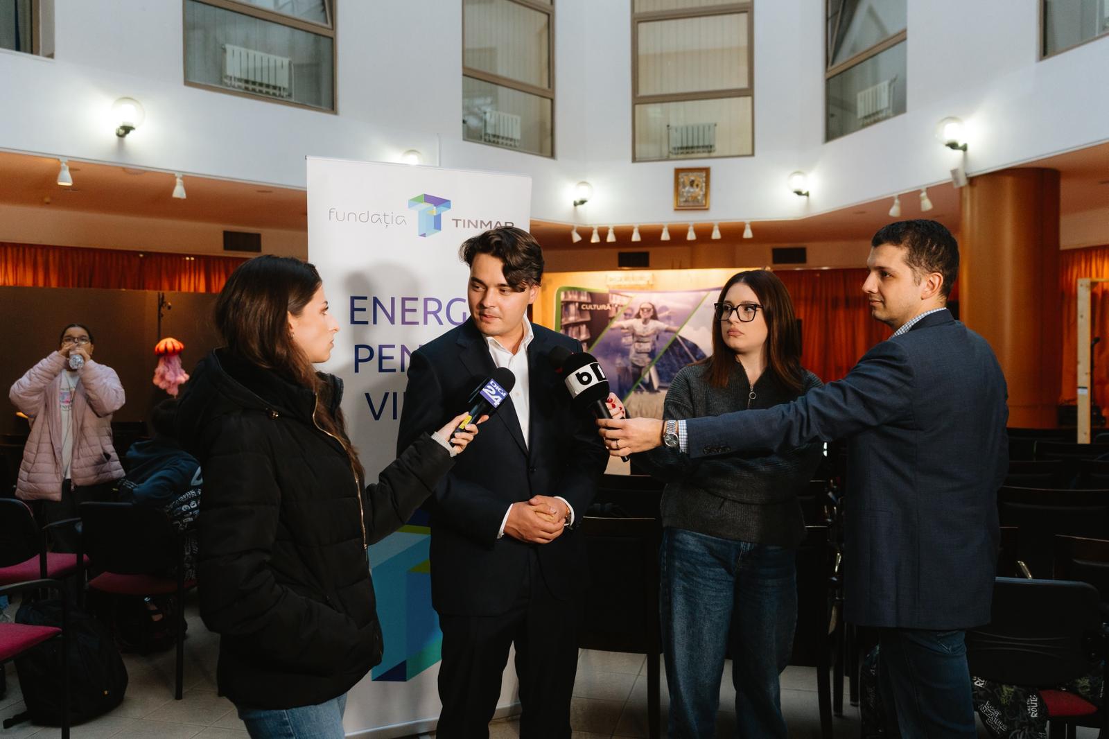 Fundația Tinmar sprijină performanța elevilor din București: 865 de burse de merit pentru copii din sectorul 2