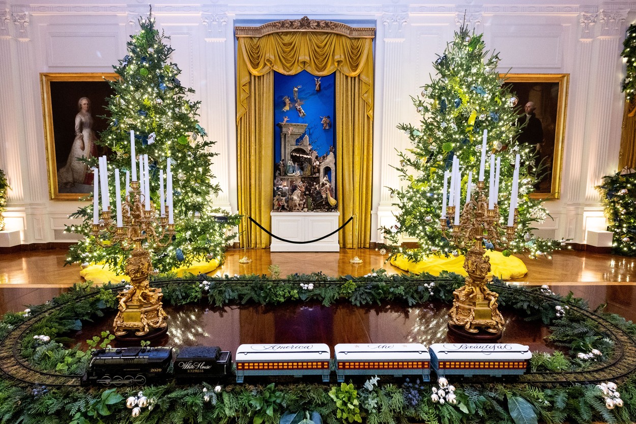 Casa Albă, decorată de Crăciun de către Melania Trump, pentru ultima oară în calitate de primă-doamnă