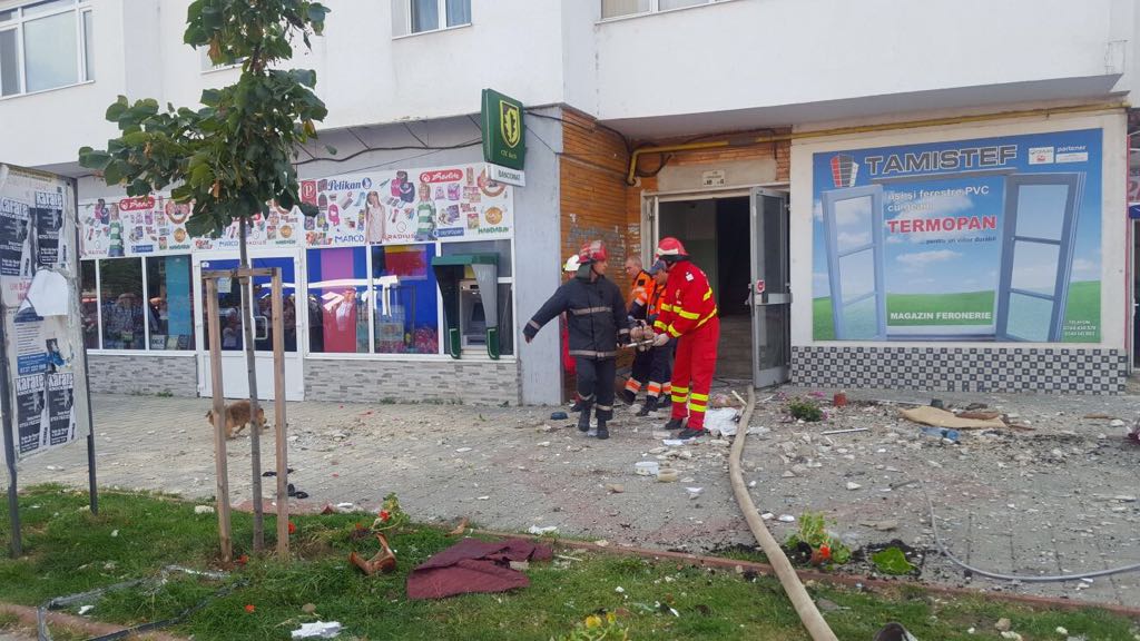 UPDATE: Cinci oameni răniți, după explozia de la Botoșani. Un copil, printre victime. Un adult, în stare critică