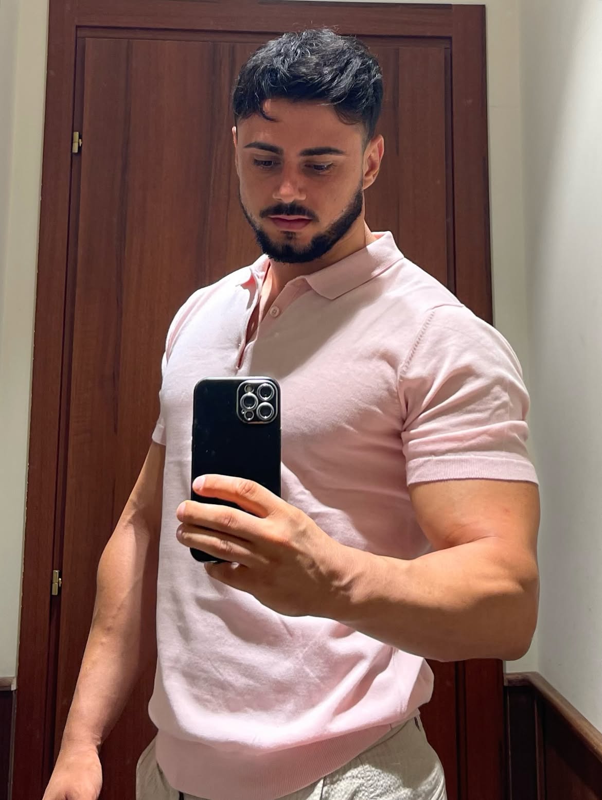 Cine este Iulian Bogdan, ispită la Insula Iubirii 2026. Lucrează la căile ferate din Italia