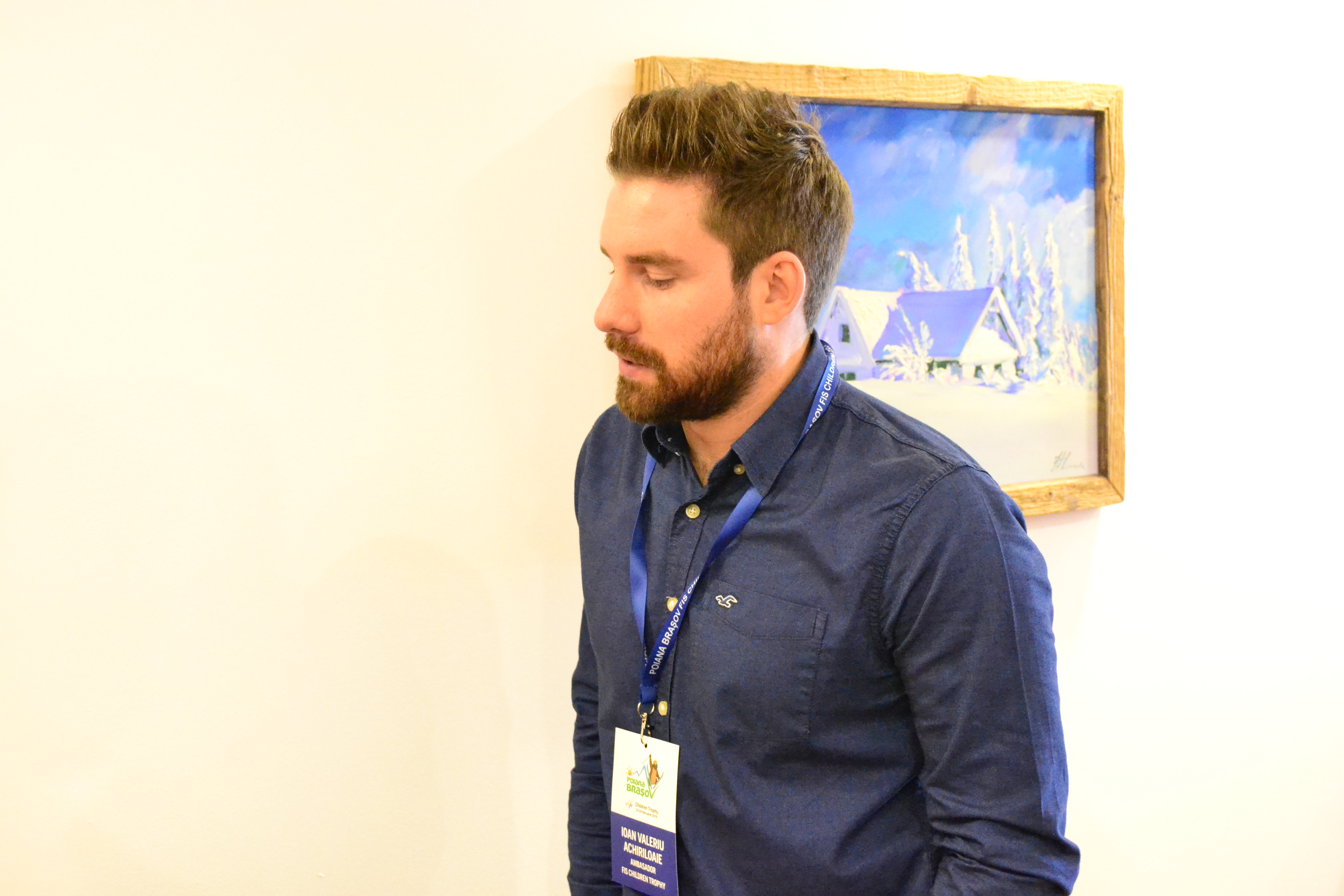 Schiorul Ioan Achiriloaie, primul sportiv român calificat la Jocurile Olimpice de Iarnă 2018, este unic în lume. Brașoveanul își lustruiește singur schiurile! VIDEO