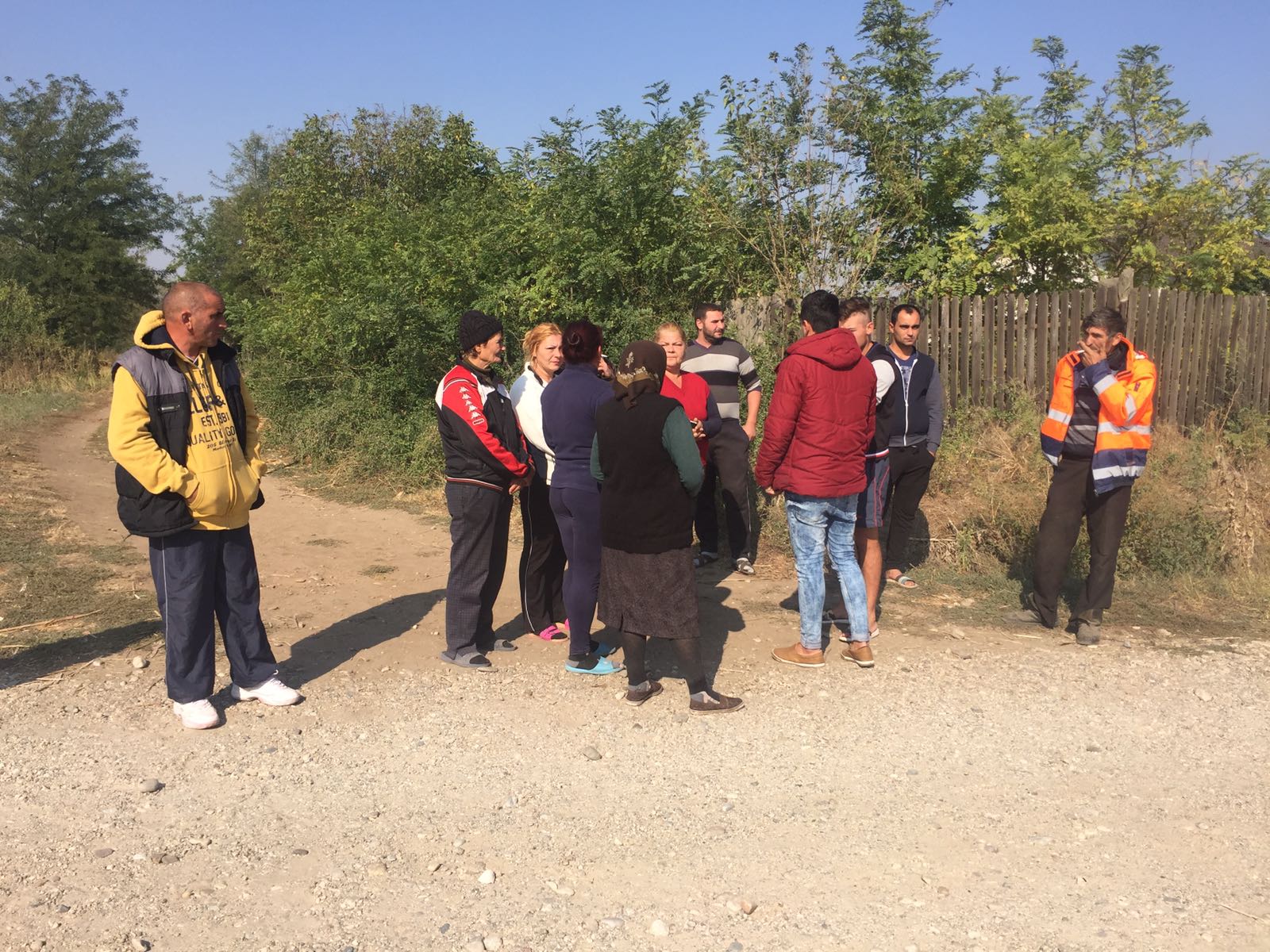 REPORTAJ: Povestea emoționantă a copilului găsit mort în Olt. Părăsit de mamă, muncea cu ziua și locuia cu tatăl, cu bunici și frați - FOTO