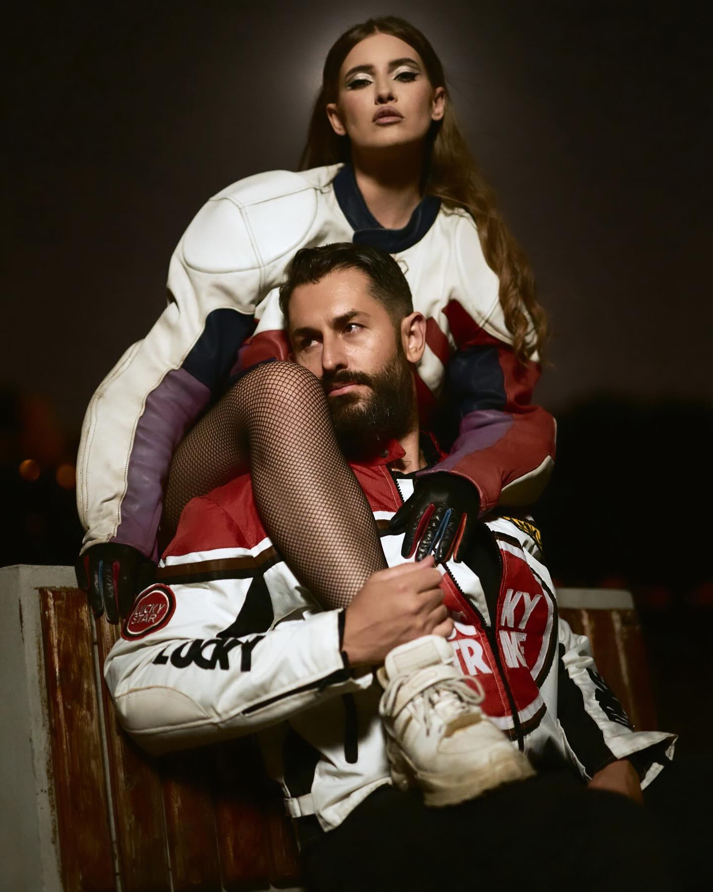 Iulia Albu, întâlnire tensionată cu Mike, fostul iubit. Au fost filmați în timp ce se certau pe stradă