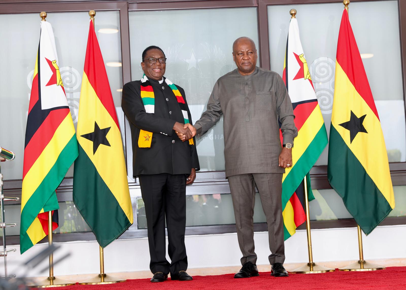 Ghana, Zimbabwe sign 10 deals to boost trade and economic ties