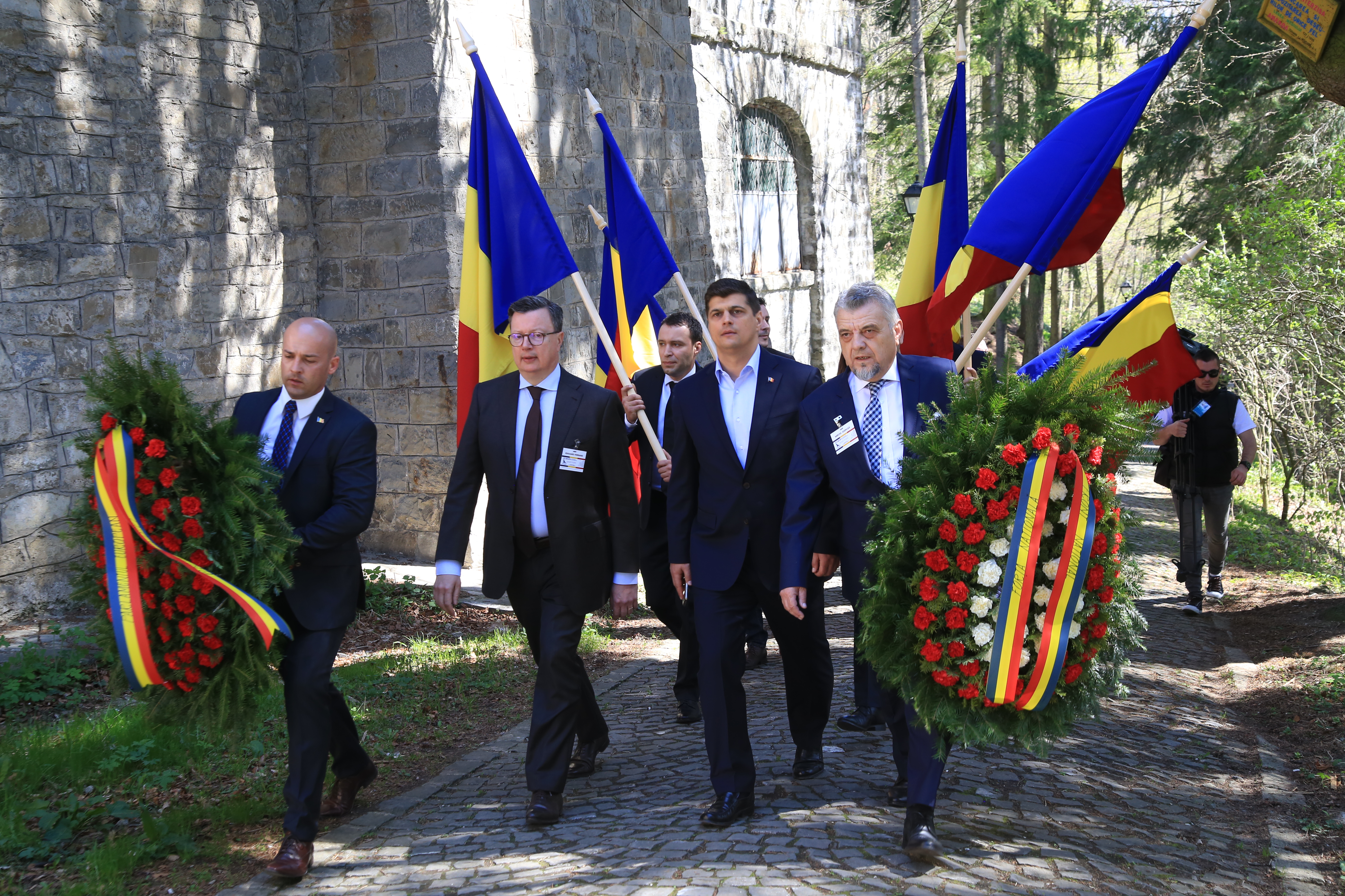 Extremista Marine Le Pen a ţinut un discurs la Sinaia | GALERIE FOTO