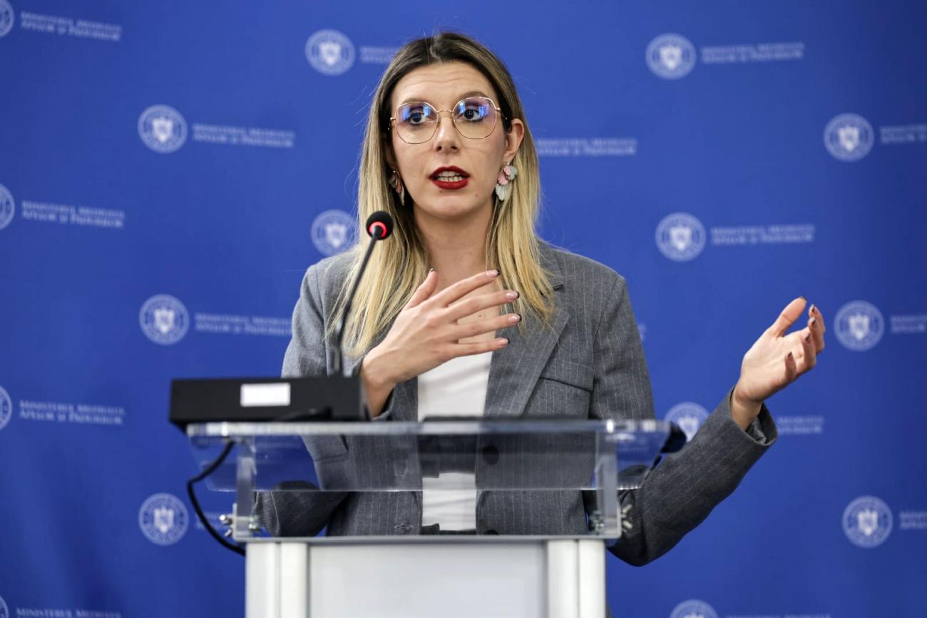 Diana Buzoianu a prezentat „Inspectorul balastierelor”, o platformă la dispoziţia românilor: „Vom putea să ştim unde se fac exploatări ilegale”
