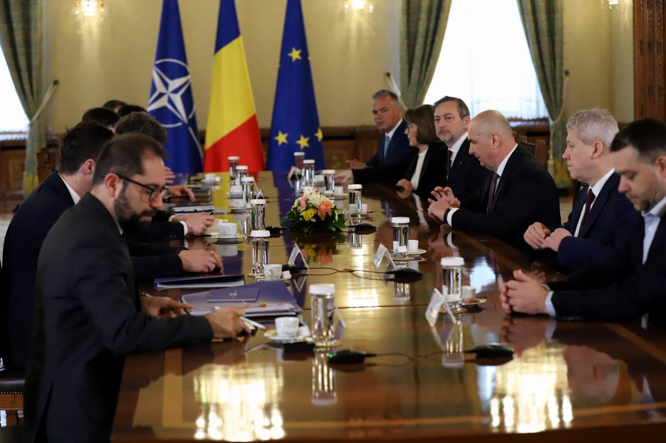 LIVE TEXT | Nicușor Dan a terminat consultările cu partidele din coaliție. PSD a decis retragerea miniștrilor înaintea finalului consultărilor. Nicușor Dan va face o declarație de presă
