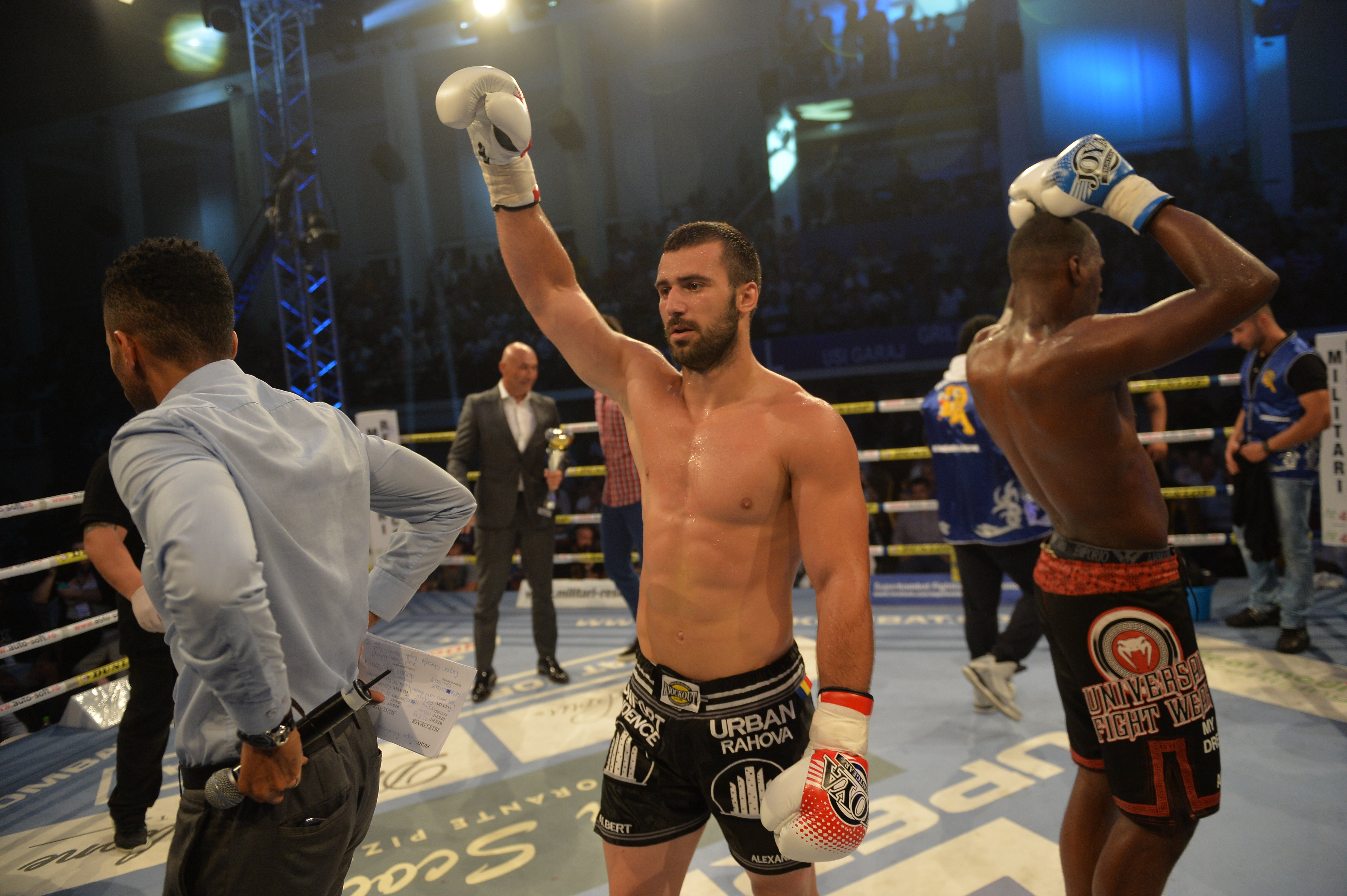 SUPERKOMBAT CONSTANȚA: Cătălin Moroșanu l-a distrus pe gigantul de 2,07 metri / REZULTATE & GALERIE FOTO & VIDEO