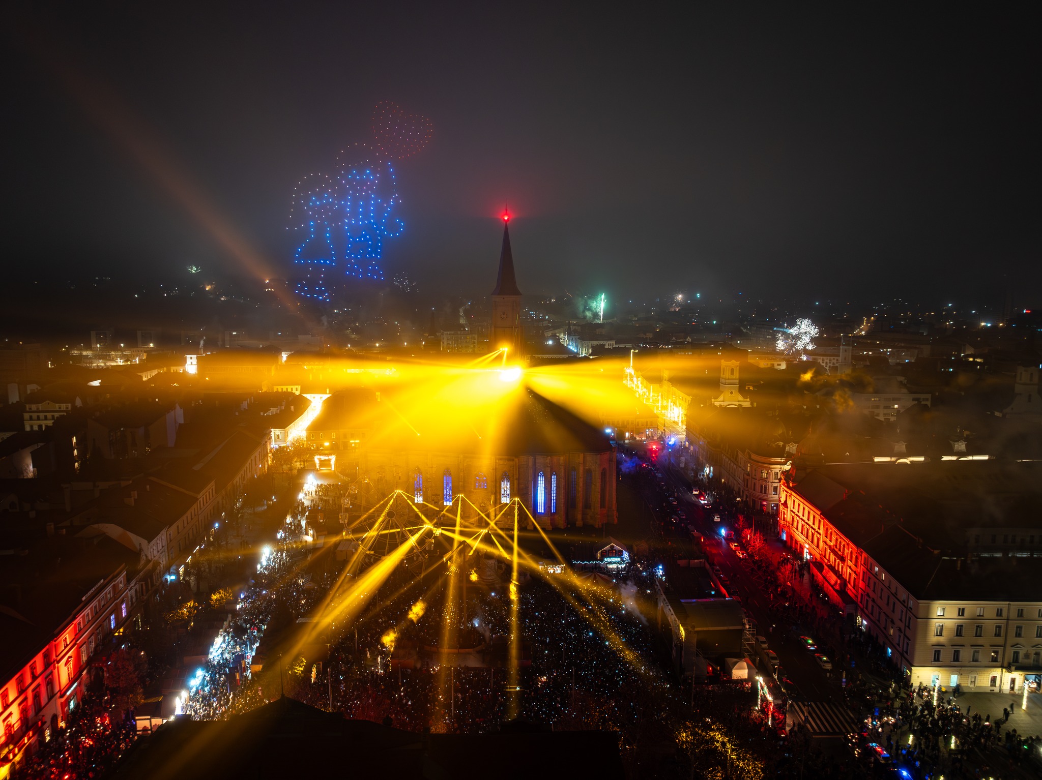 Cum a arătat spectacolul cu drone de la Cluj din noaptea dintre ani