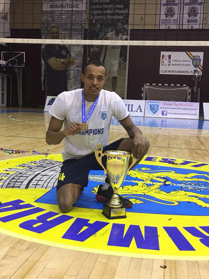 Tricolorul LMV Ploiești, campioană națională la volei masculin în 2018, la trei ani de la promovarea în Divizia A1: ”We fucking did it” / FOTO