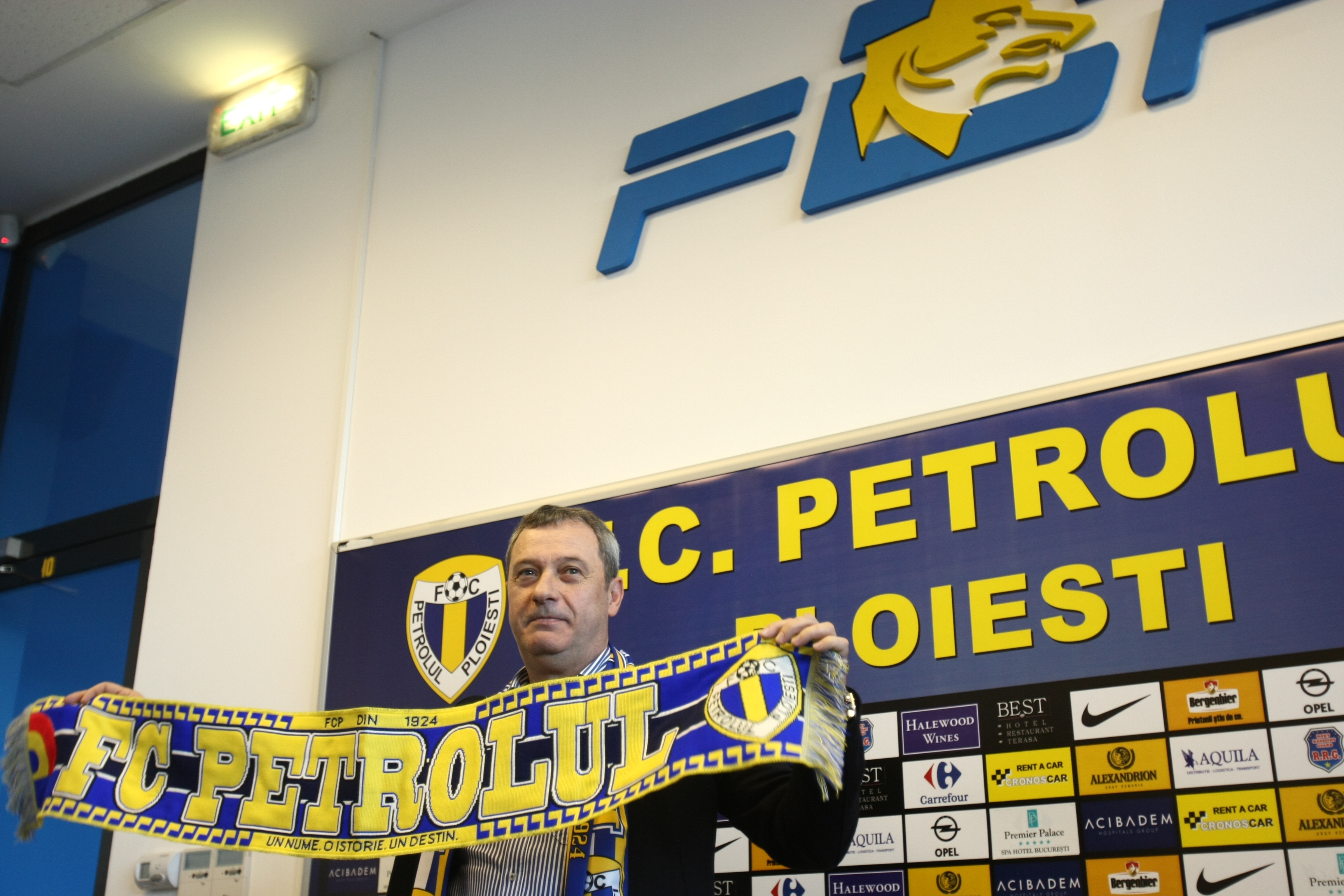 Mircea Rednic: ”Petrolul m-a ajutat să îmi îndeplinesc visul” / GALERIE FOTO