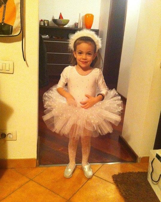 Fiica Roxanei Ciuhulescu a împlinit 17 ani. Imagini rare cu Ana Cleopatra. „Mi-ai colorat tinerețea cu zâmbetul tău ștrengar”