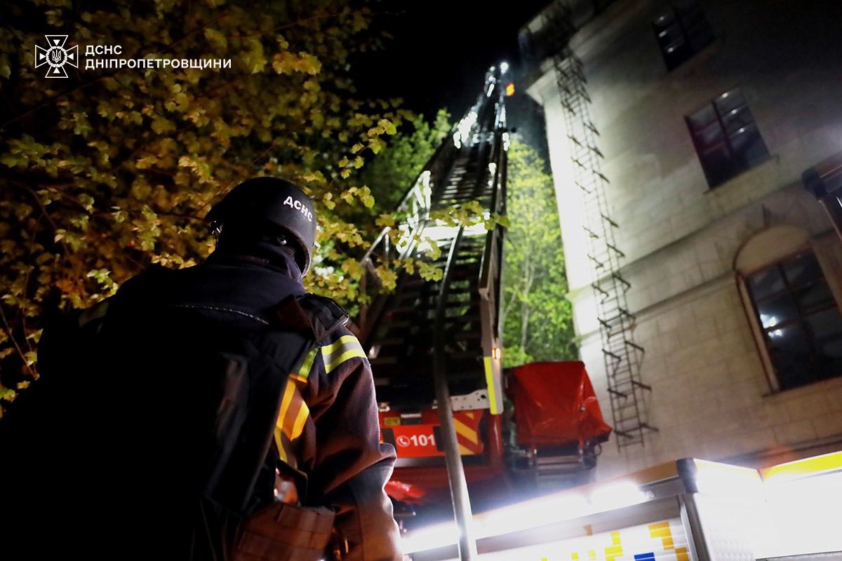 Atac sângeros al Rusiei în Dnipro: cel puțin 3 morți și 30 de răniți, printre care și un bebeluș de 9 luni