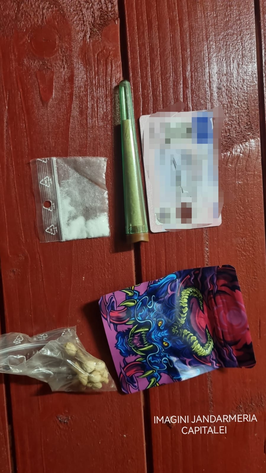 11 persoane, prinse cu substanțe interzise la concertul Deborah De Luca din weekend, de la Hala Laminor. Ce au mai găsit jandarmii