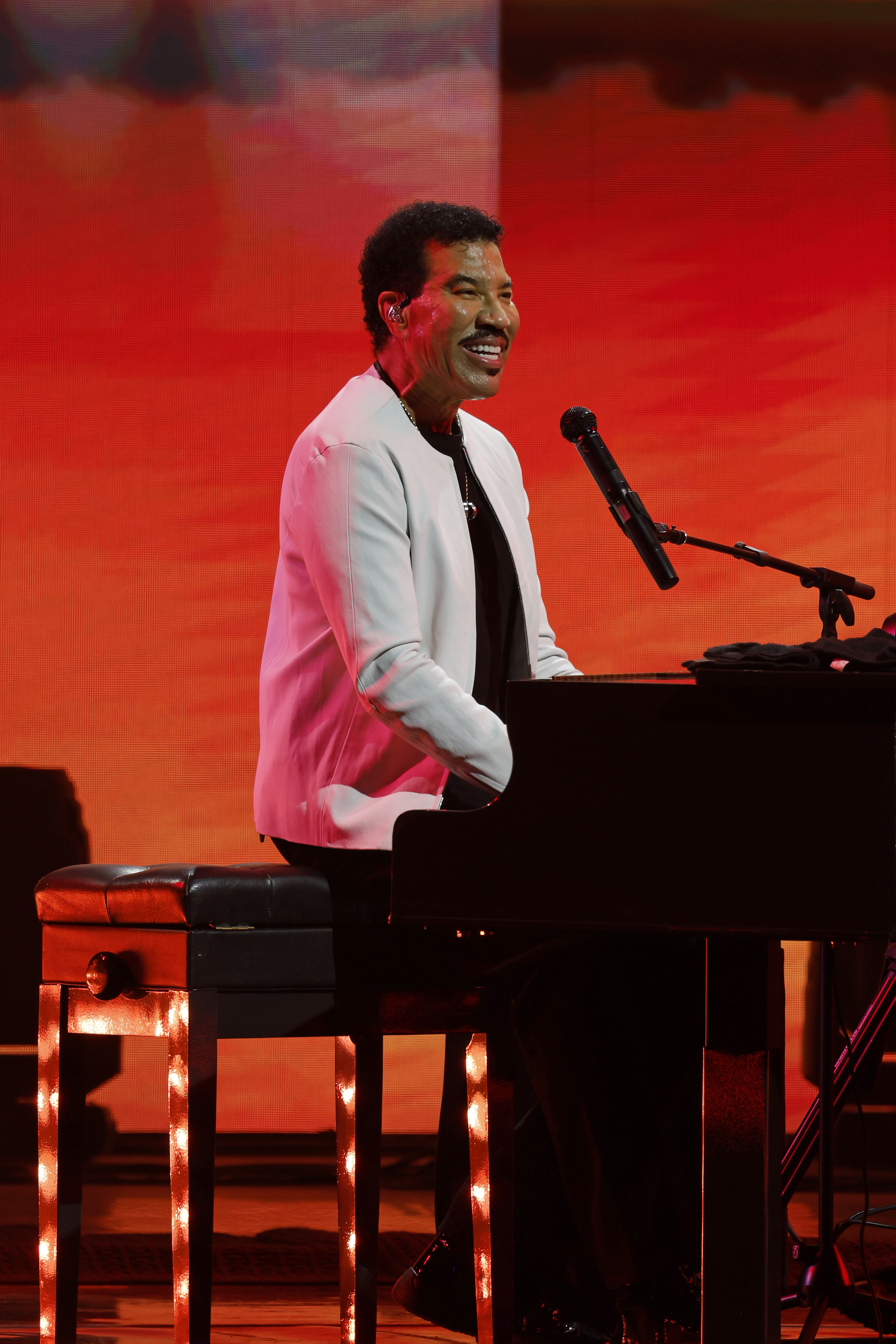 Lionel Richie, internat la Terapie Intensivă după concertul din St. Louis. Ce s-a întâmplat în timpul spectacolului