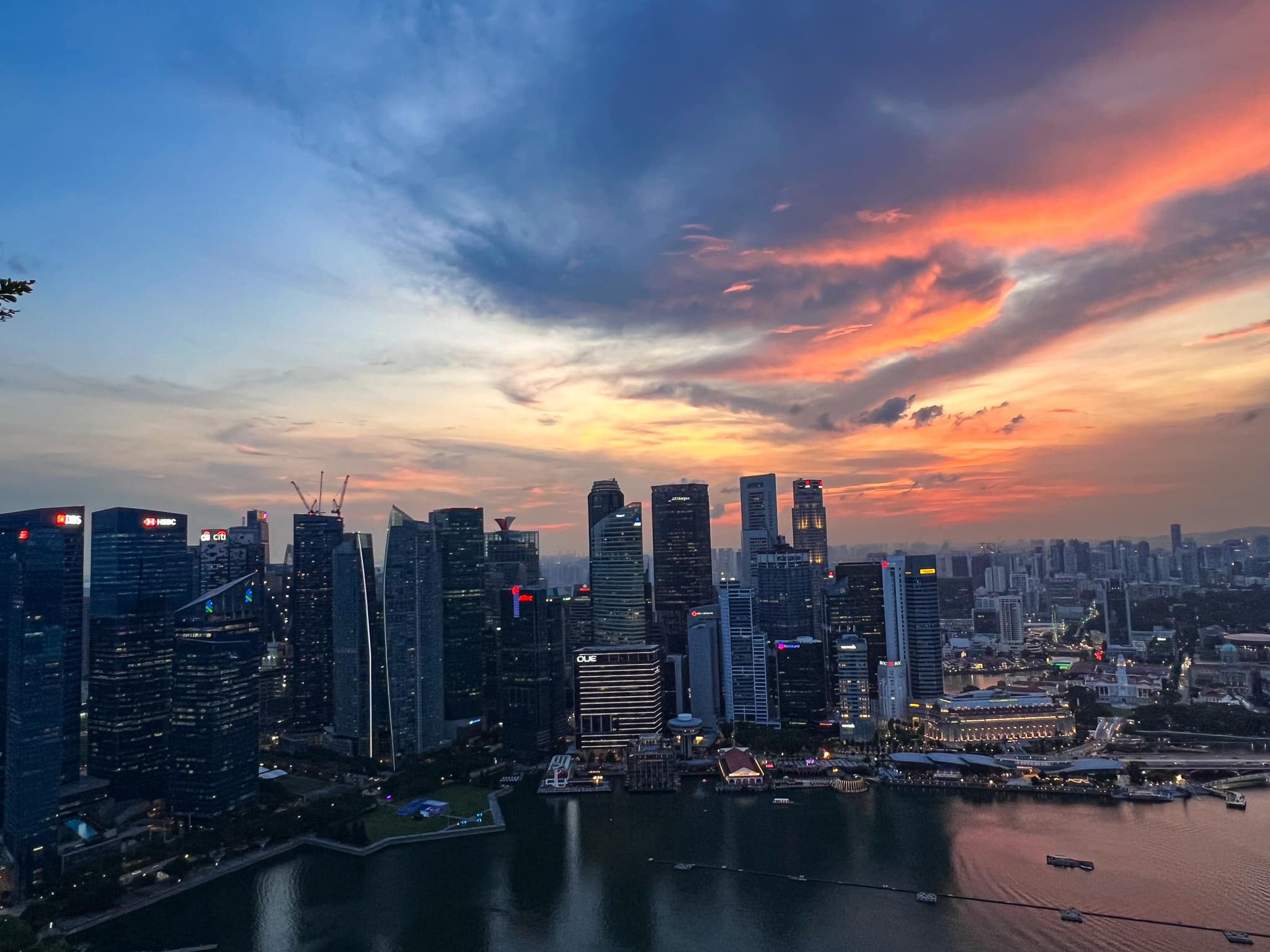 Ce a descoperit Corina Caragea în Singapore, unde s-a cazat într-o „debara”: „Te costă foarte scump dacă te conectezi la rețeaua cuiva de internet”