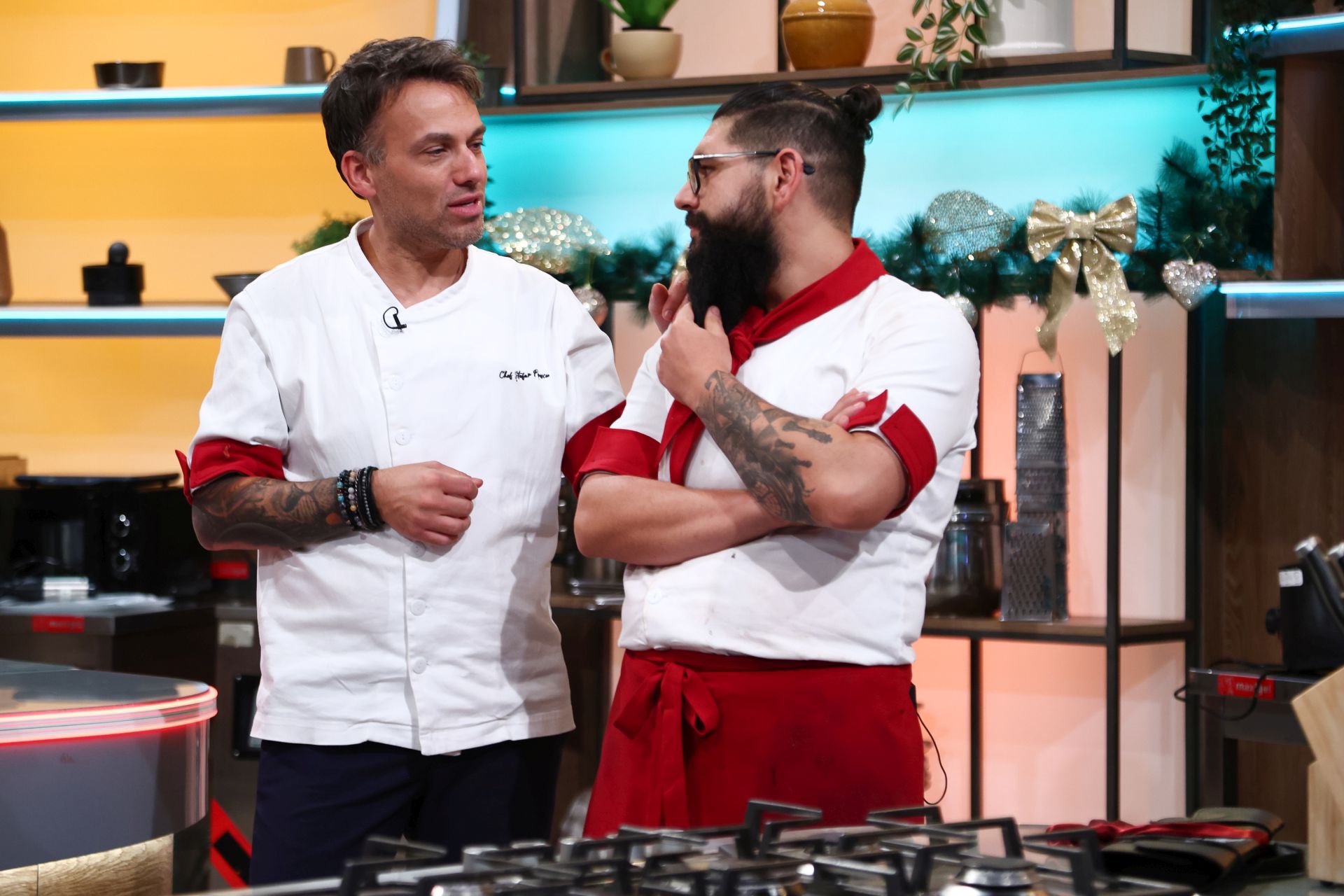 Semifinaliștii Chefi la cuțite, sezonul 14. Emoții uriașe în această seară: competiția își desemnează finaliștii