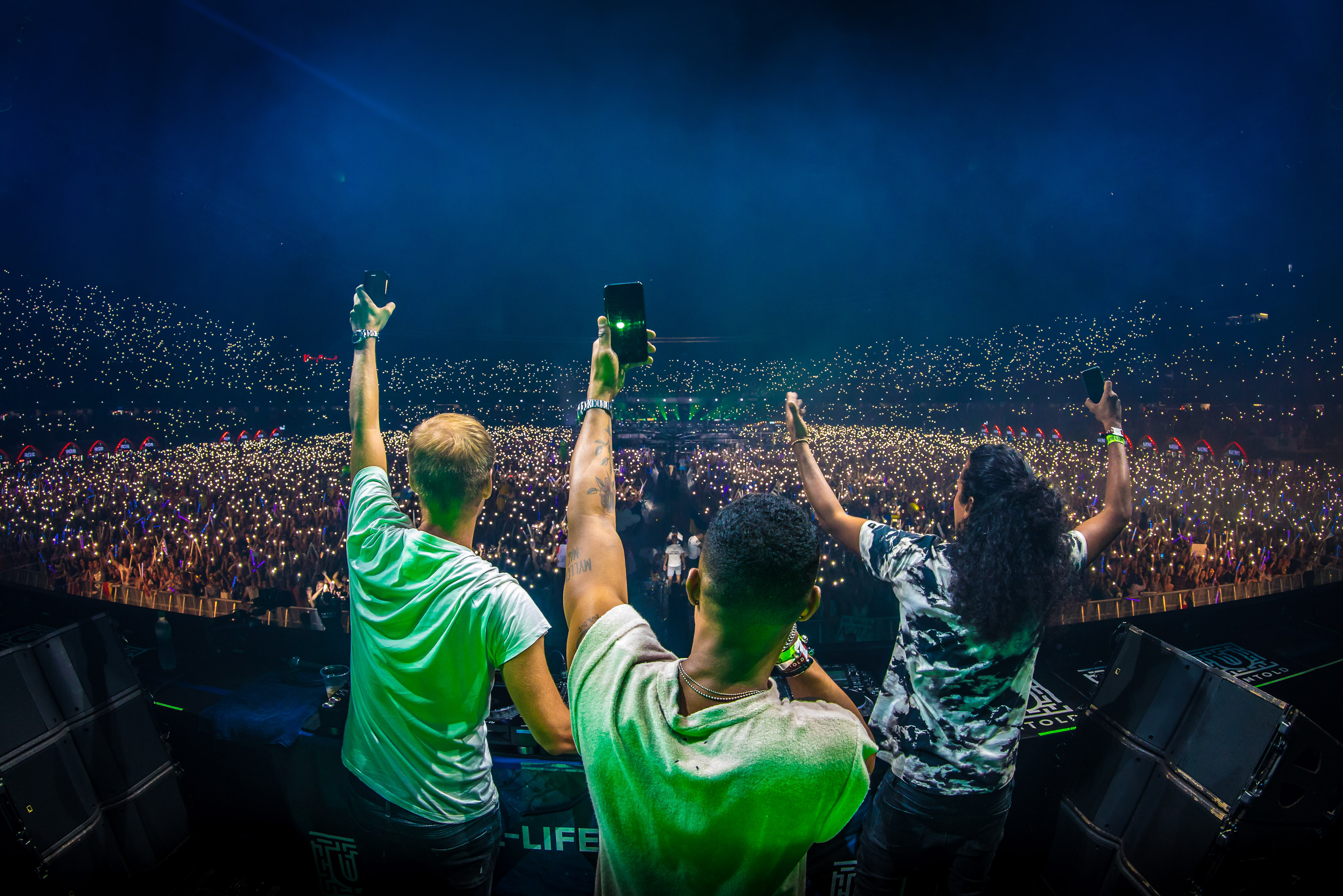 A treia zi la Untold 2017. Armin van Buuren a mixat până când a rămas fără curent