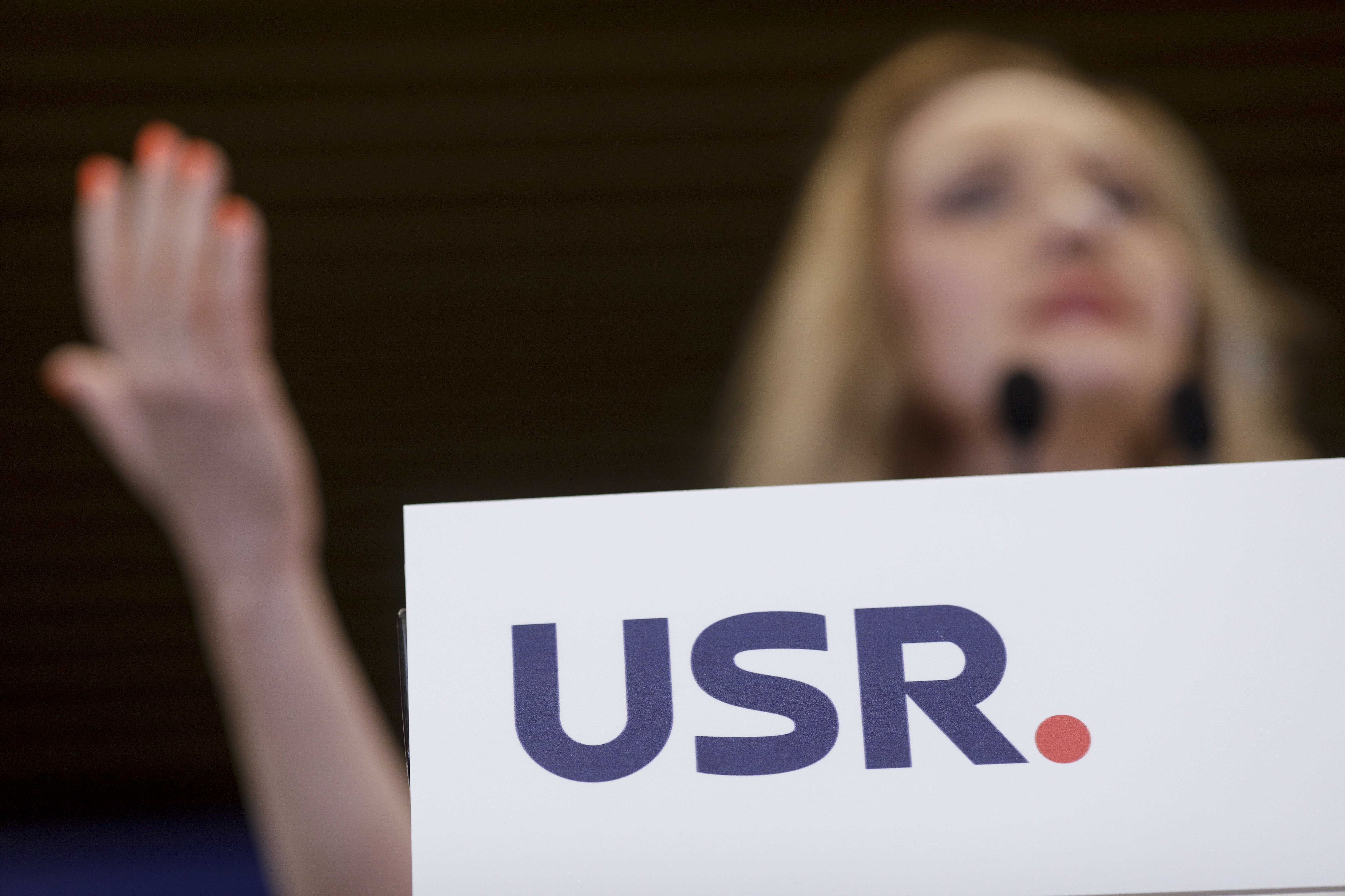 Elena Lasconi e oficial candidata USR la președinția României: apel către partidele de dreapta și Nicolae Ciucă pentru susținere împotriva PSD