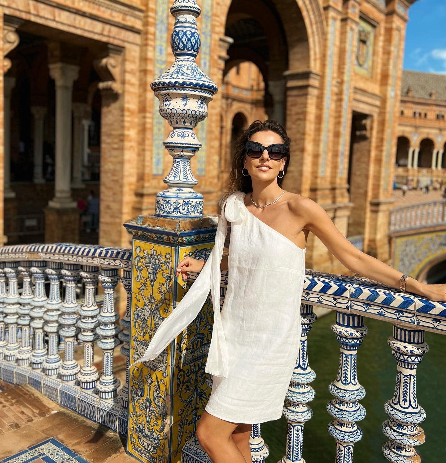 Ce face Simona Țăranu cu hainele pe care nu le mai poartă. „Las o parte să văd dacă mă răzgândesc sau revine moda”
