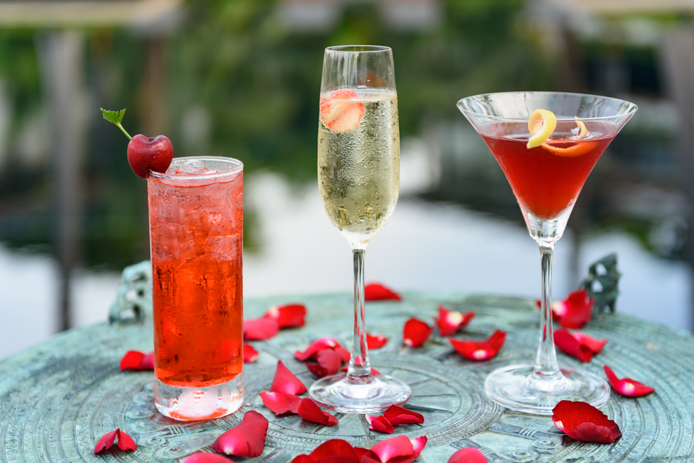 Cocktailuri de Valentine’s Day - rețete de băuturi de pregătit pentru Ziua Îndrăgostiților