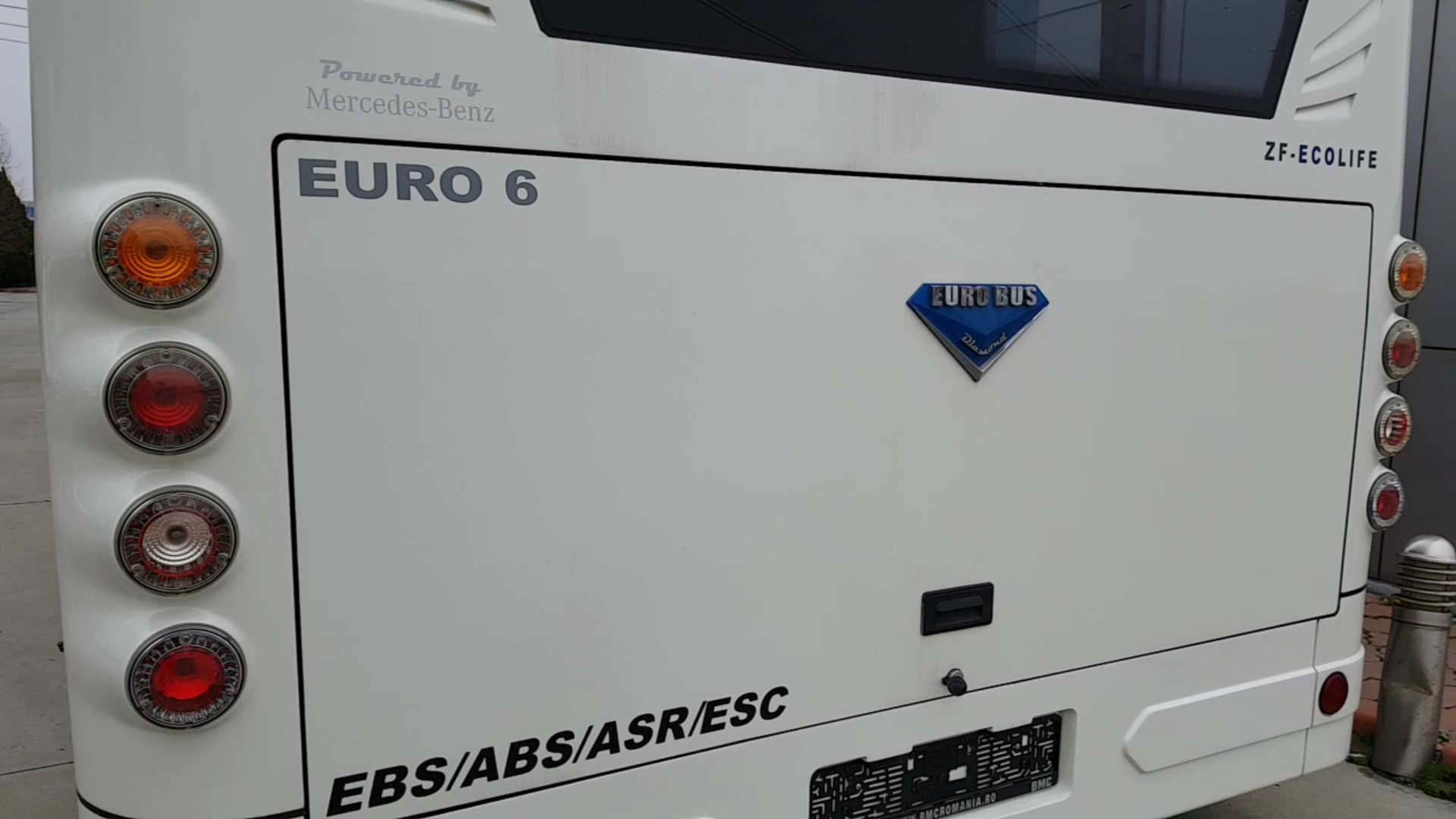 VIDEO | Cum arată autobuzul românesc, construit la Ciorogârla. Ieftin și rezistent, dar nedorit în România