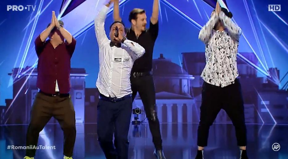 A revenit pe scena de la Românii au talent. A creat isterie | FOTO