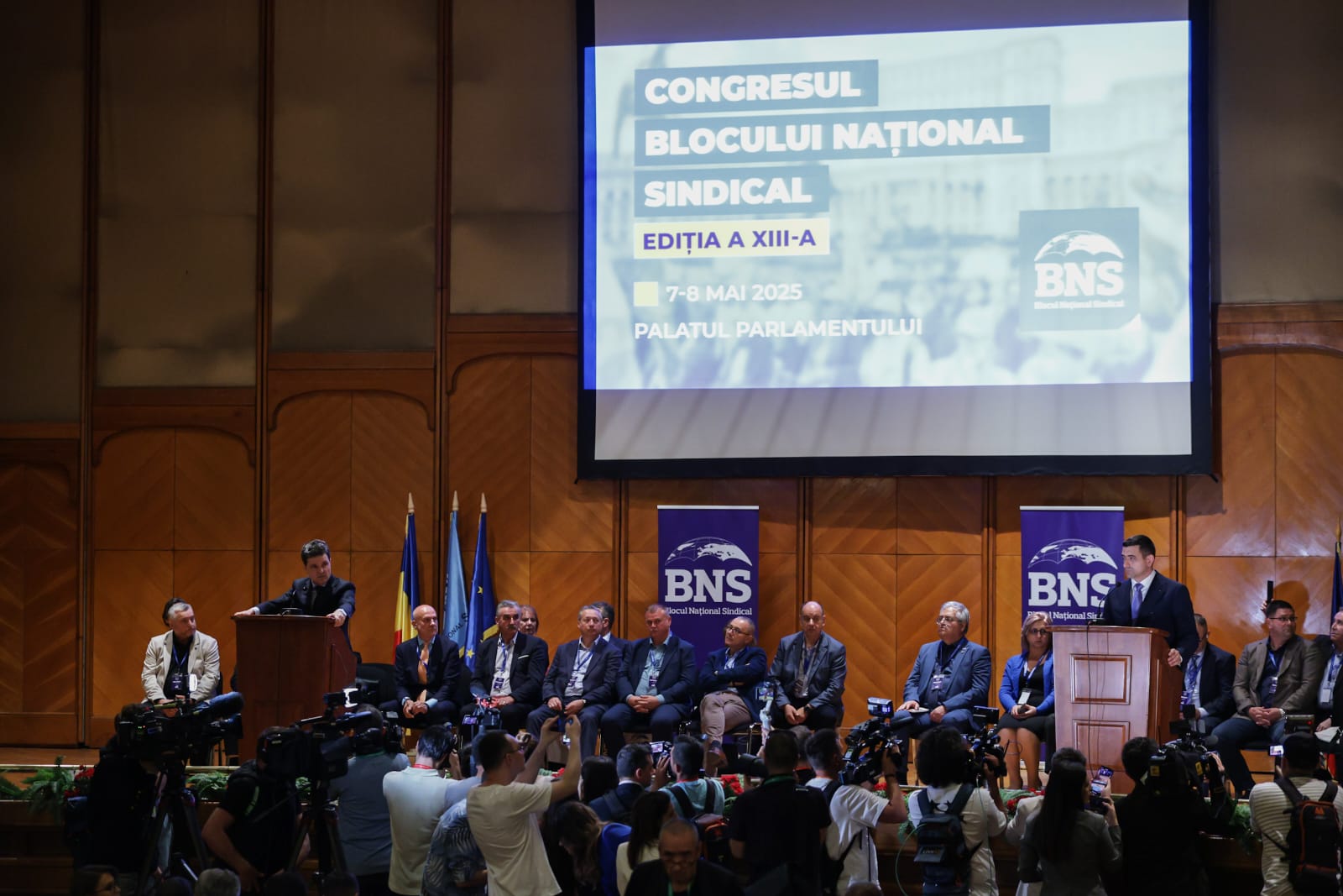 Nicușor Dan vs George Simion. Ce au spus la prima confruntare înaintea turului 2 al alegerilor prezidențiale, la Congresul BNS