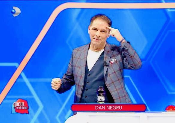 Dan Negru dezvăluie cum și-a cunoscut, de fapt, soția și care este secretul unei căsnicii de durată. „Toți au fost și sunt împreună”