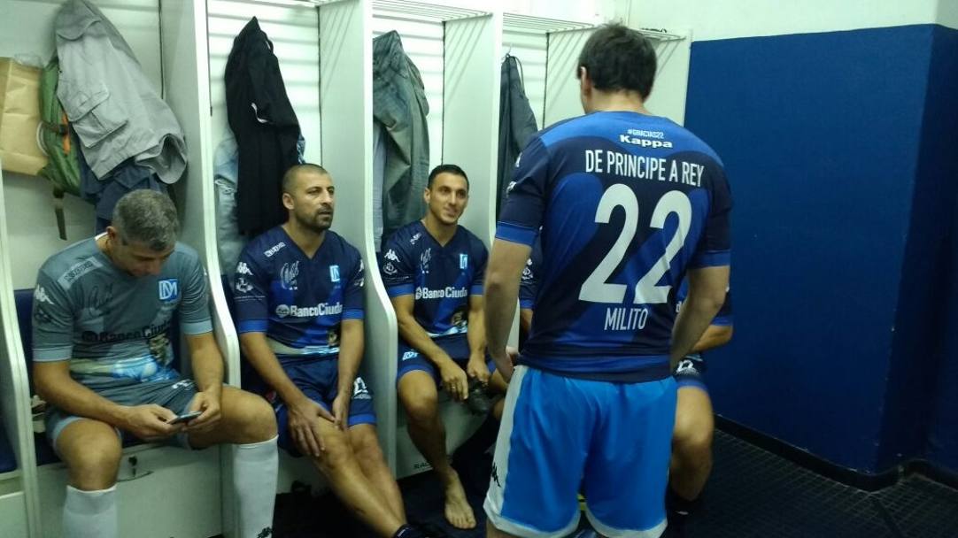 Cristi Chivu, la retragerea din fotbal a lui Diego Milito. Interul din 2010 s-a reunit la ordinul ”Principelui” / GALERIE FOTO