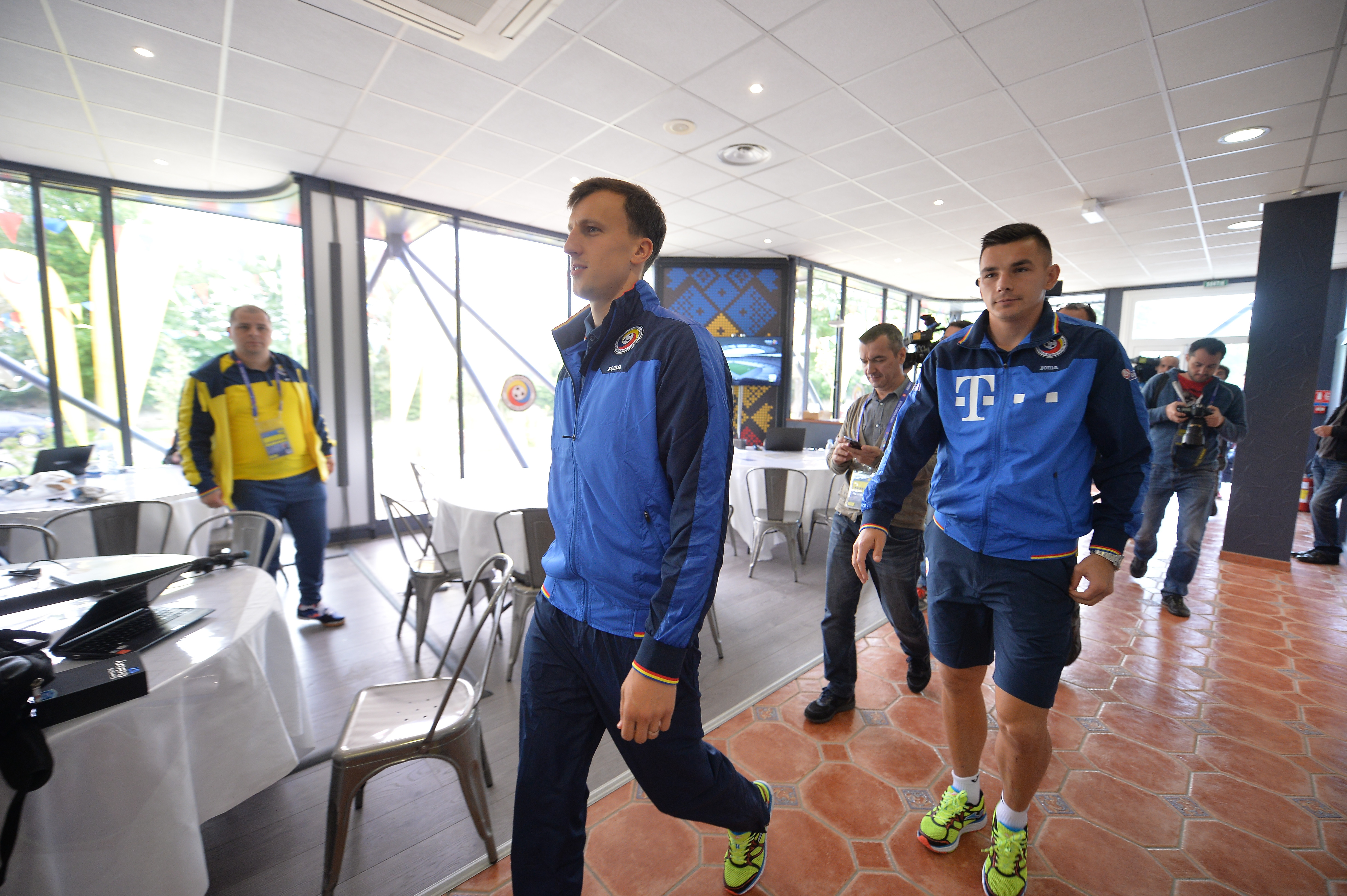 Euro 2016. Ovidiu Hoban nu-și aduce familia la meciurile din Franța, de teama atentatelor. ”Avem un disconfort când vedem în jurul nostru atâtea arme”  FOTO și VIDEO