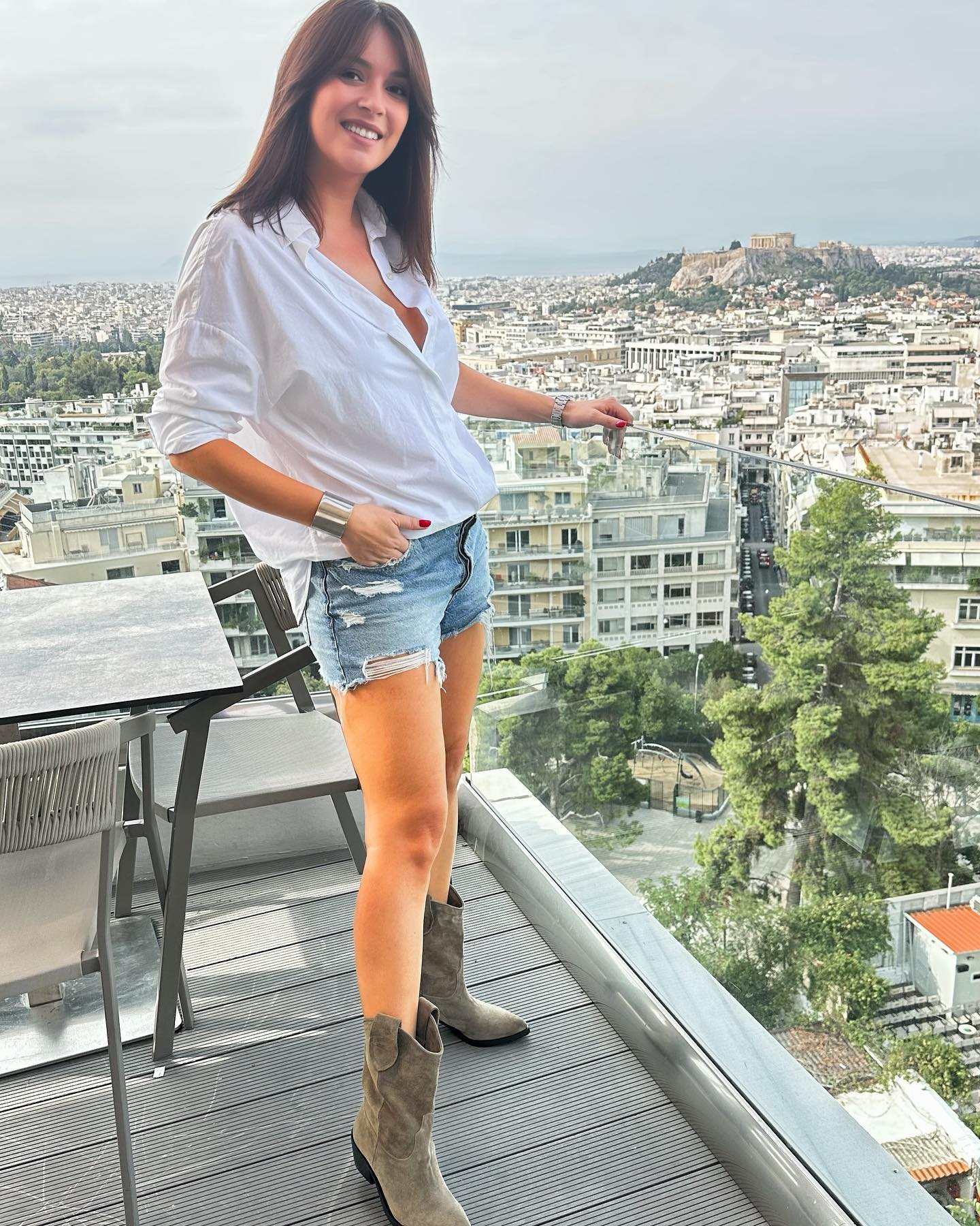 Diana Dumitrescu, schimbare radicală de look. Fanii nu au mai recunoscut-o pe stradă: „Îmi permit liniștită să ies nemachiată”