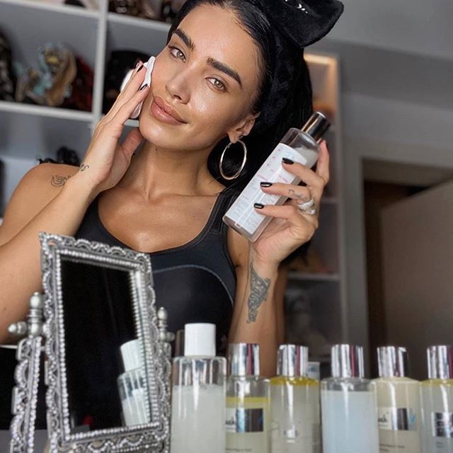 „Fața mea a început să se descompună”. Un fals dermatolog e acuzat că a vândut produse toxice pentru ten, promovate de vedete precum Dorian Popa și Gina Pistol. Mai multe victime au făcut plângere