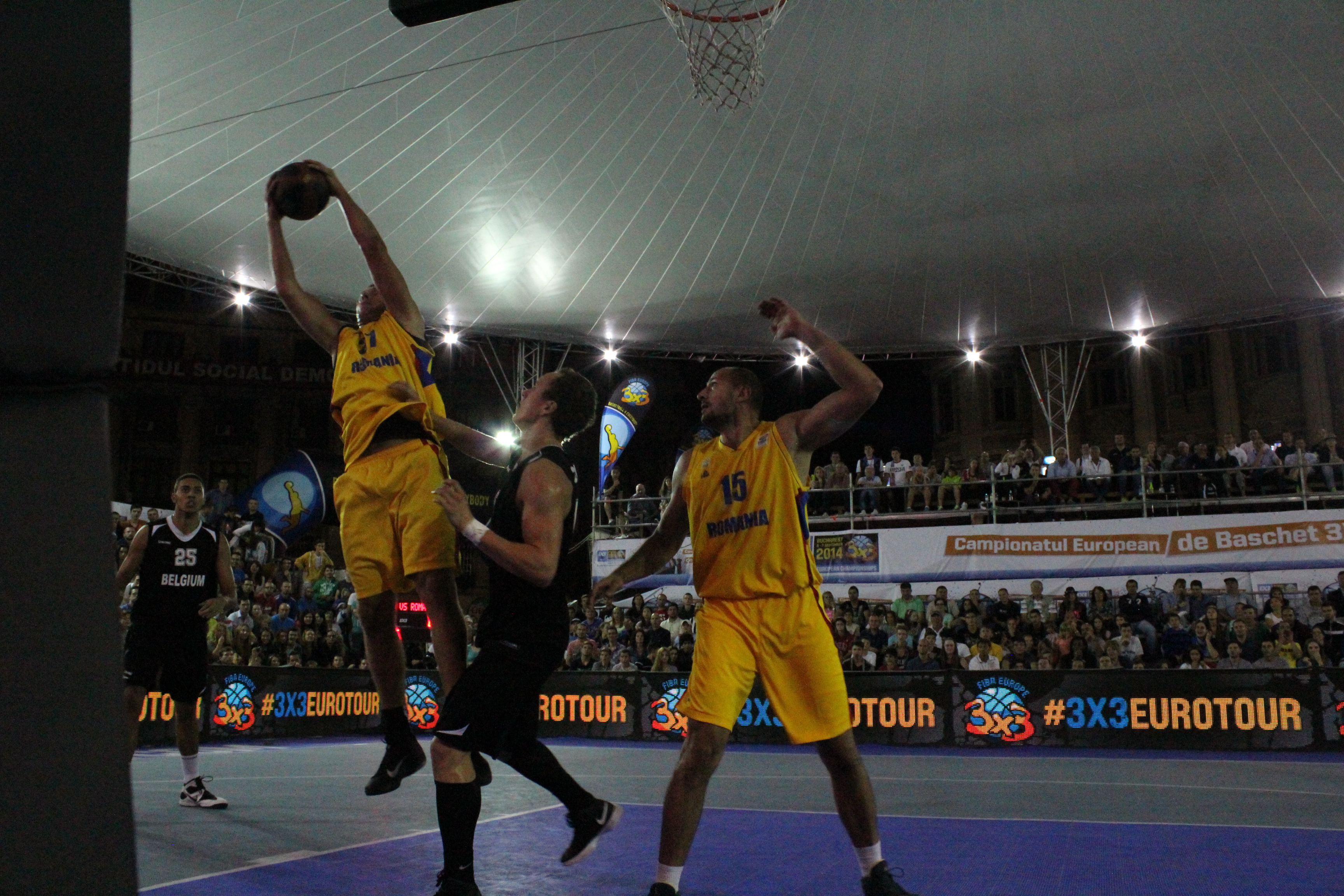 GALERIE FOTO & VIDEO / România joacă astăzi în semifinalele CE de baschet 3x3