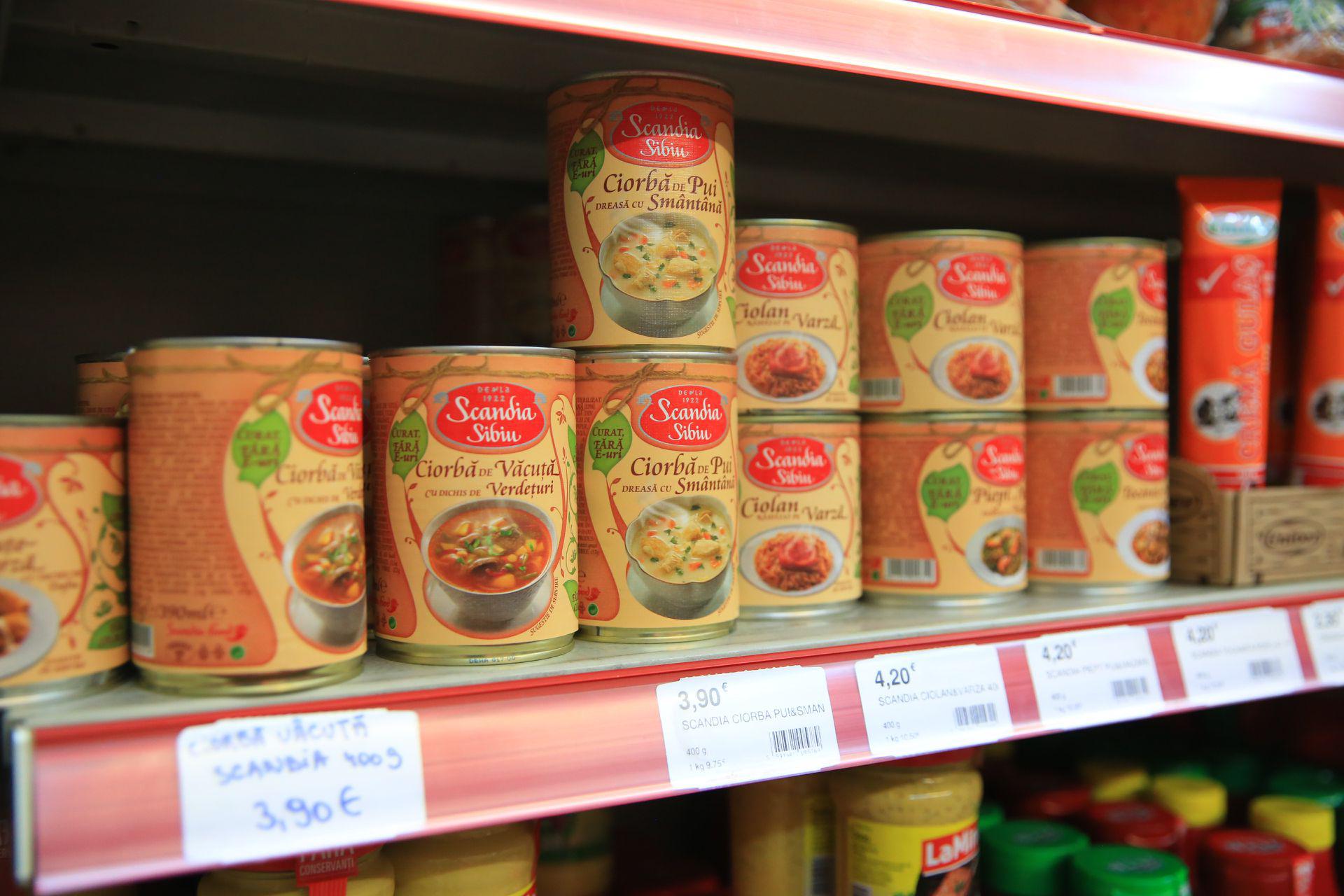 Cât costă kilogramul de urechi de porc și pateul de ficat în magazinul din Austria al unui comerciant român