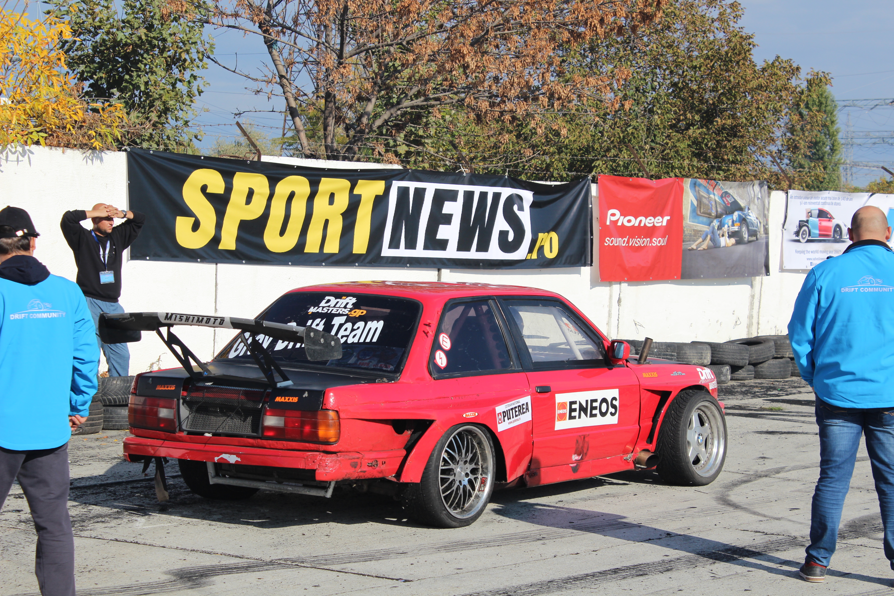 FOTO & VIDEO / Cei mai buni piloţi de drift s-au întrecut la primul Grand Prix organizat de Romanian Drift Community