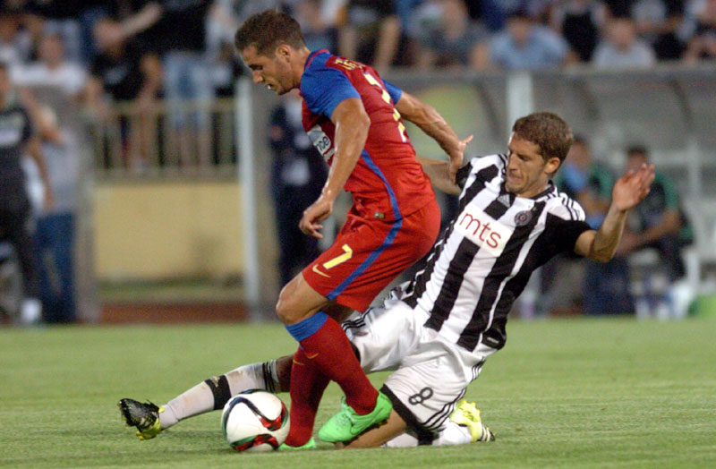 Liga Campionilor, turul III preliminar, retur: Partizan - Steaua 4-2 (în tur: 1-1). Cu un om în minus, trupa lui Rădoi a primit TREI goluri și a fost eliminată din Ligă! Merge în play-off-ul Ligii Europa. După ”returul” cu Trencin, Papp a fost încă o dată ”oaia neagră” / LIVE BLOG & FOTO & VIDEO