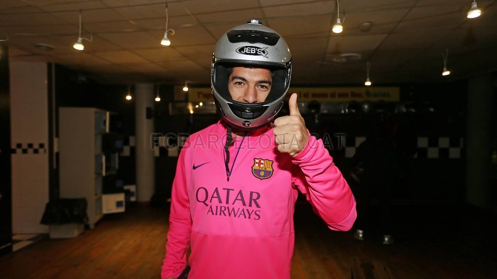 FOTO&VIDEO / "Extratereştrii" s-au distrat la karting