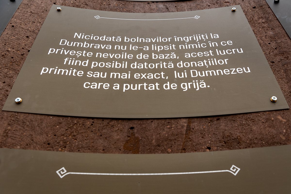 Cimitirul cu necunoscuți din Dumbrava. Viorel Pașca: „Toată lumea, indiferent de religie, are cruce la fel. Ca să nu se supere niciunul”