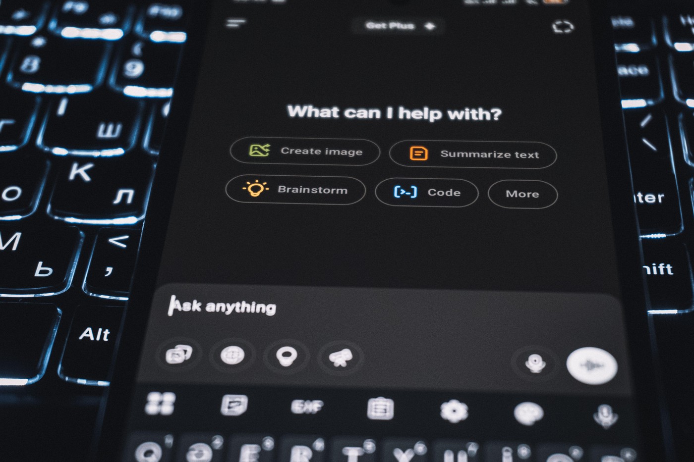 OpenAI: ChatGPT koristi više od 1,2 milijarde ljudi svake nedelje