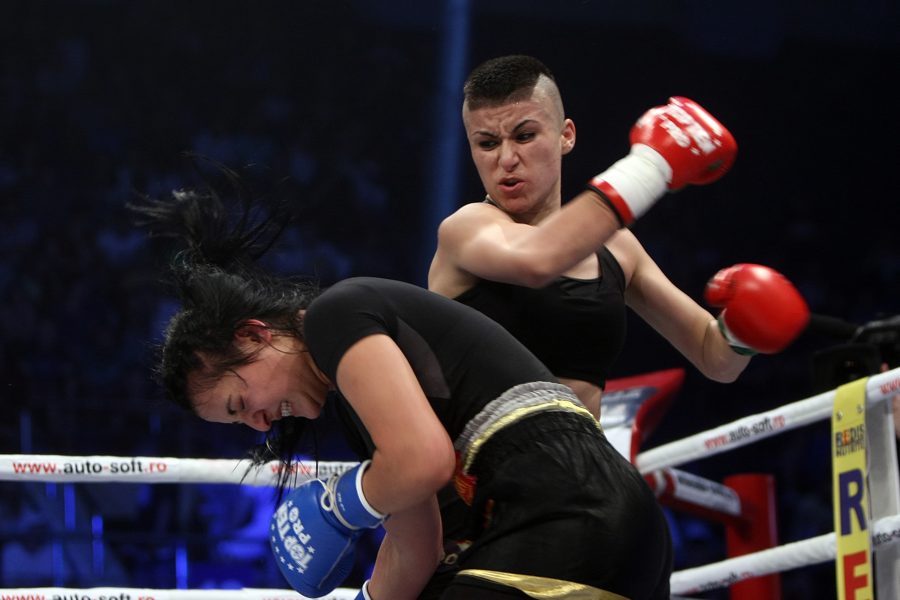 SUPERKOMBAT BUCUREȘTI: REZULTATE, GALERIE FOTO și VIDEO